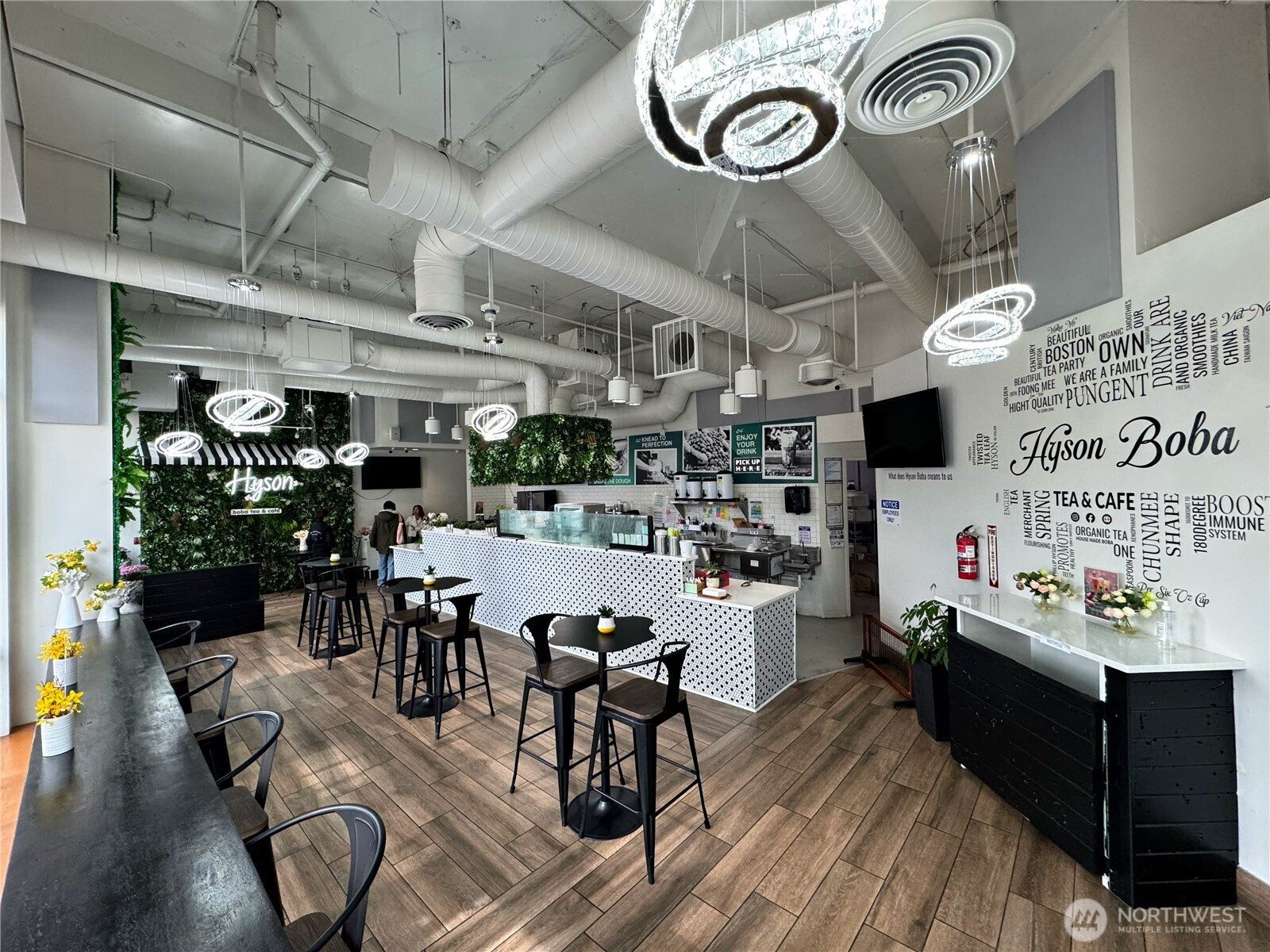 2207 E Madison Street, Seattle, WA 98122