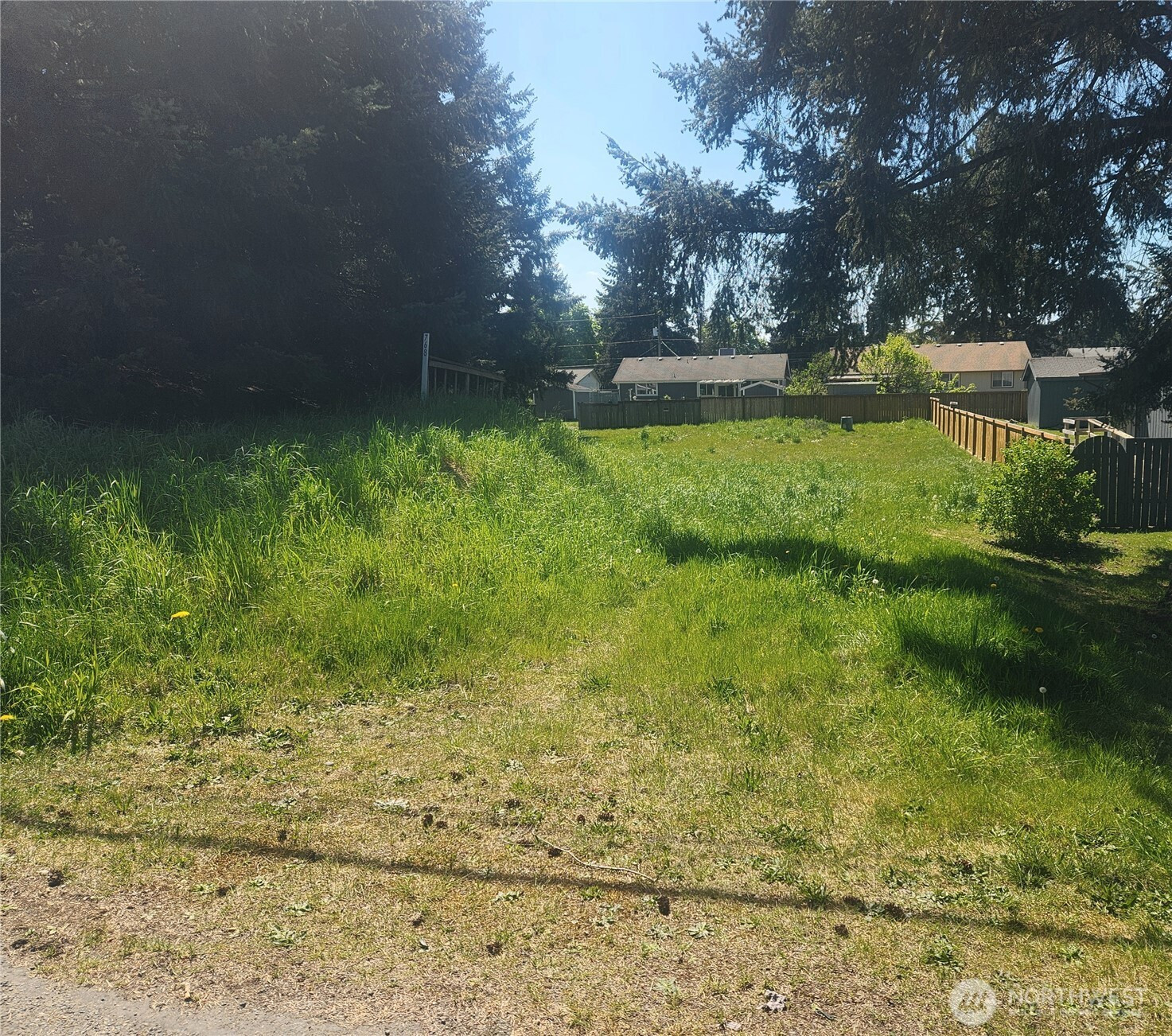 768 133rd St S, Tacoma, WA 98444