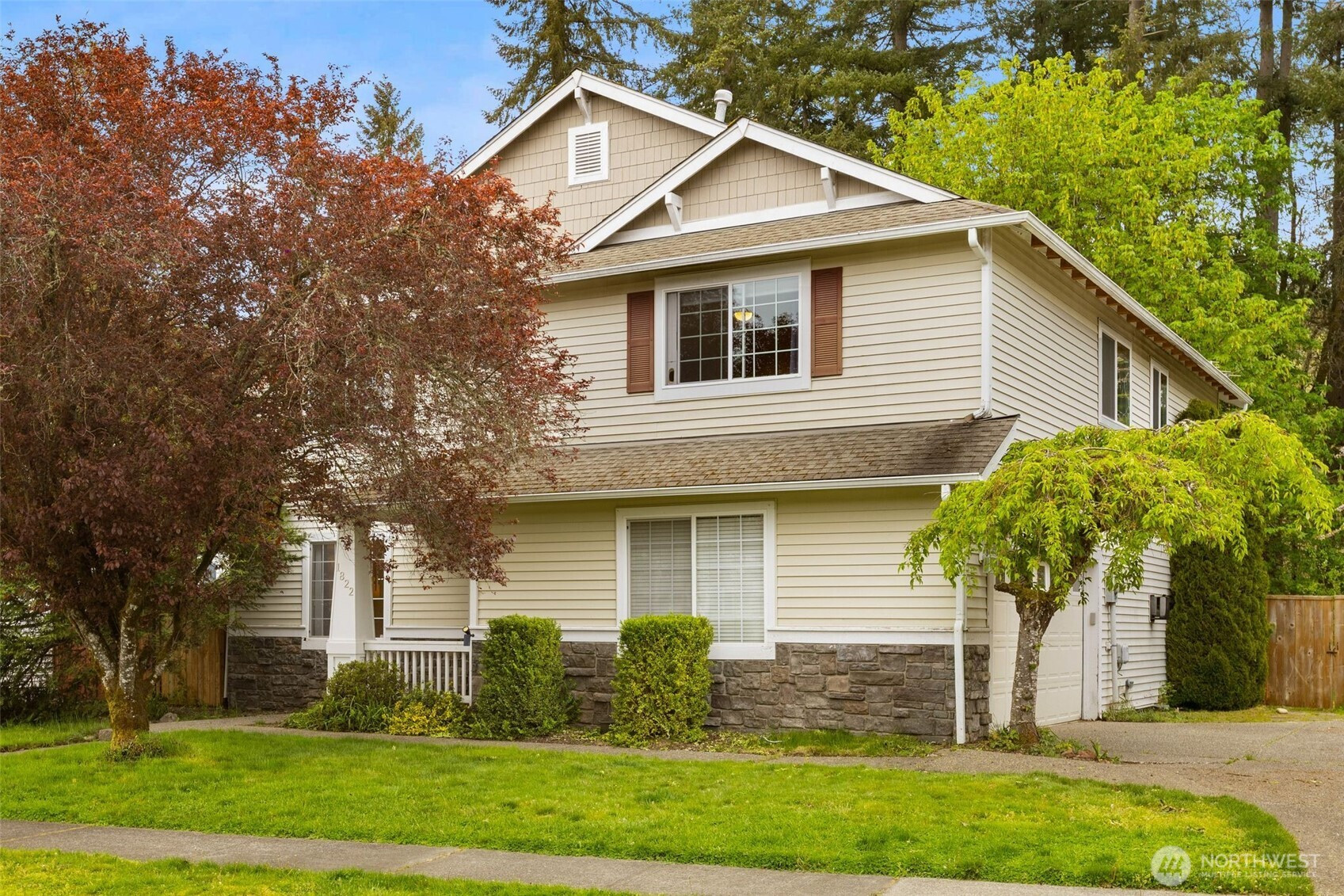 1822 Fisher Avenue, Dupont, WA 98327