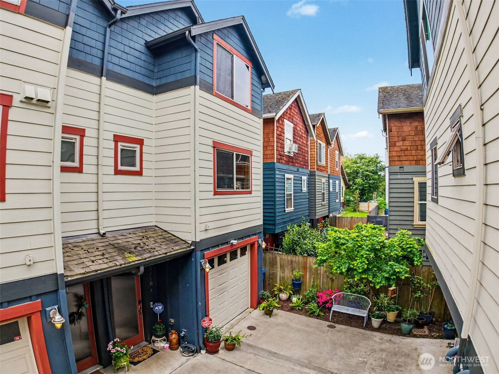 3318 Wetmore Avenue S, Seattle, WA 98144