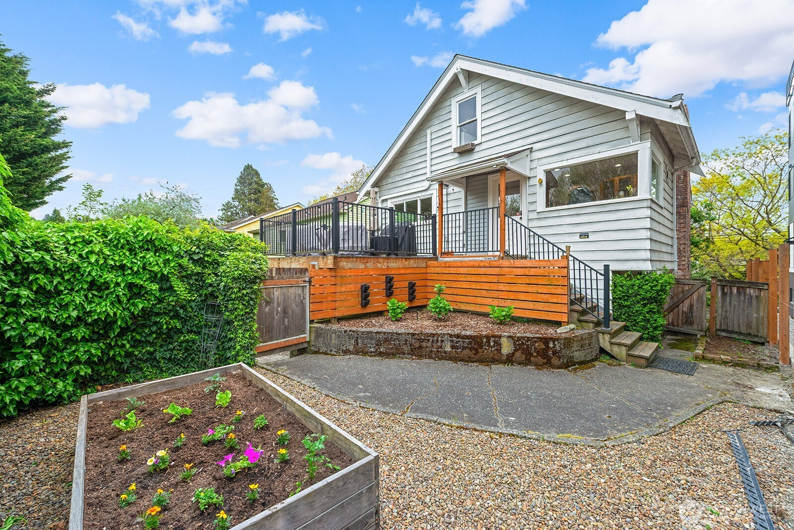 836 NW Market Street, Seattle, WA 98107