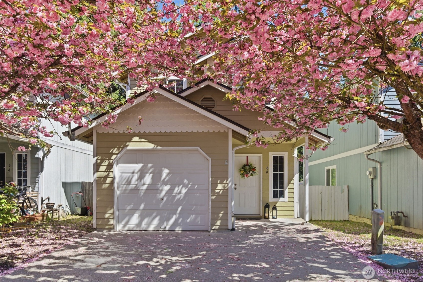 88 NW Lopez Lane, Bremerton, WA 98311