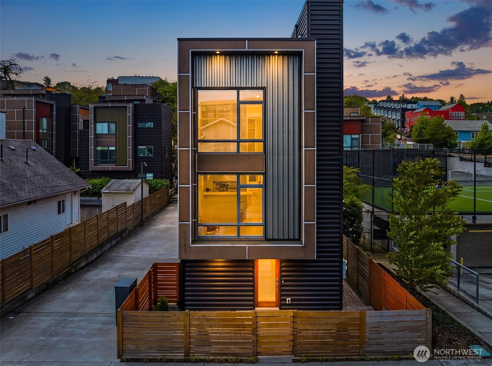 1761 20th Avenue S, Seattle, WA 98144