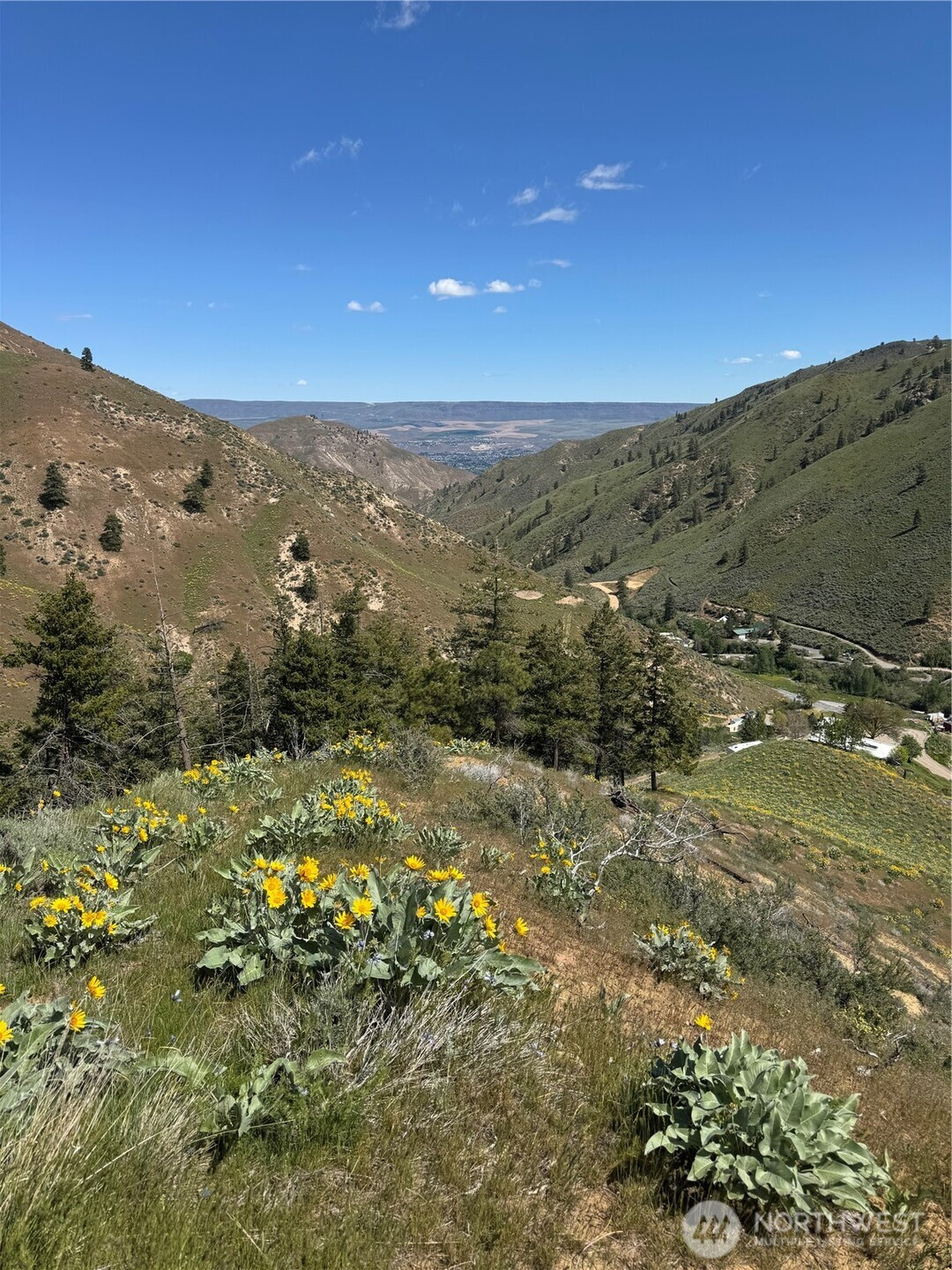 0 Uphill Lane, Wenatchee, WA 98801