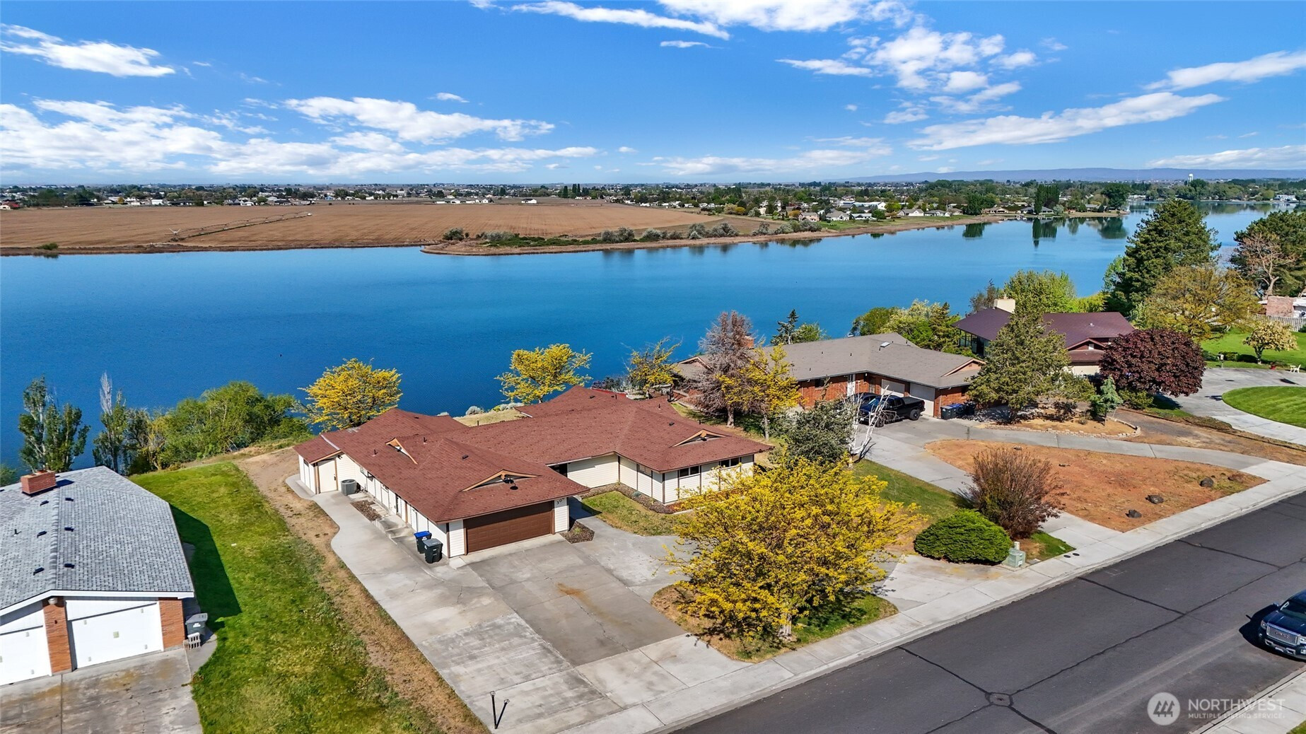 306 N Crestview Drive, Moses Lake, WA 98837