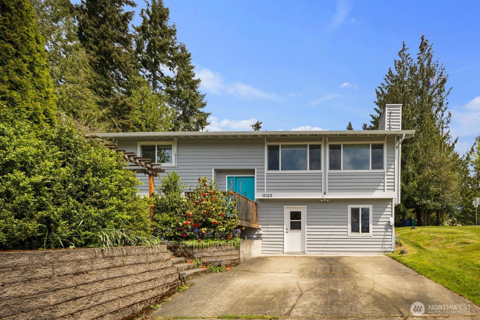 11102 126th Avenue NE, Kirkland, WA 98033