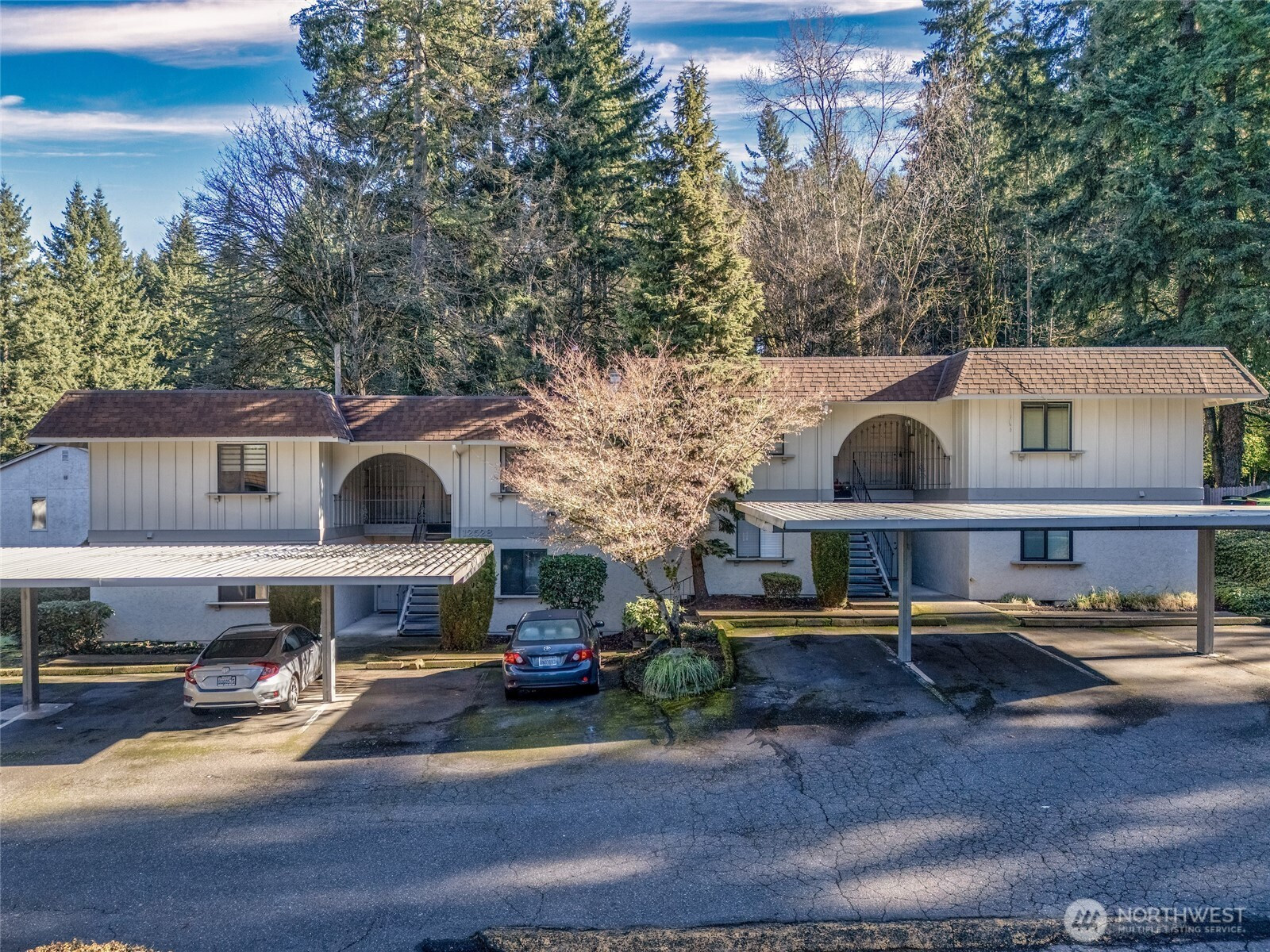 12528 NE 117th Place, Kirkland, WA 98034