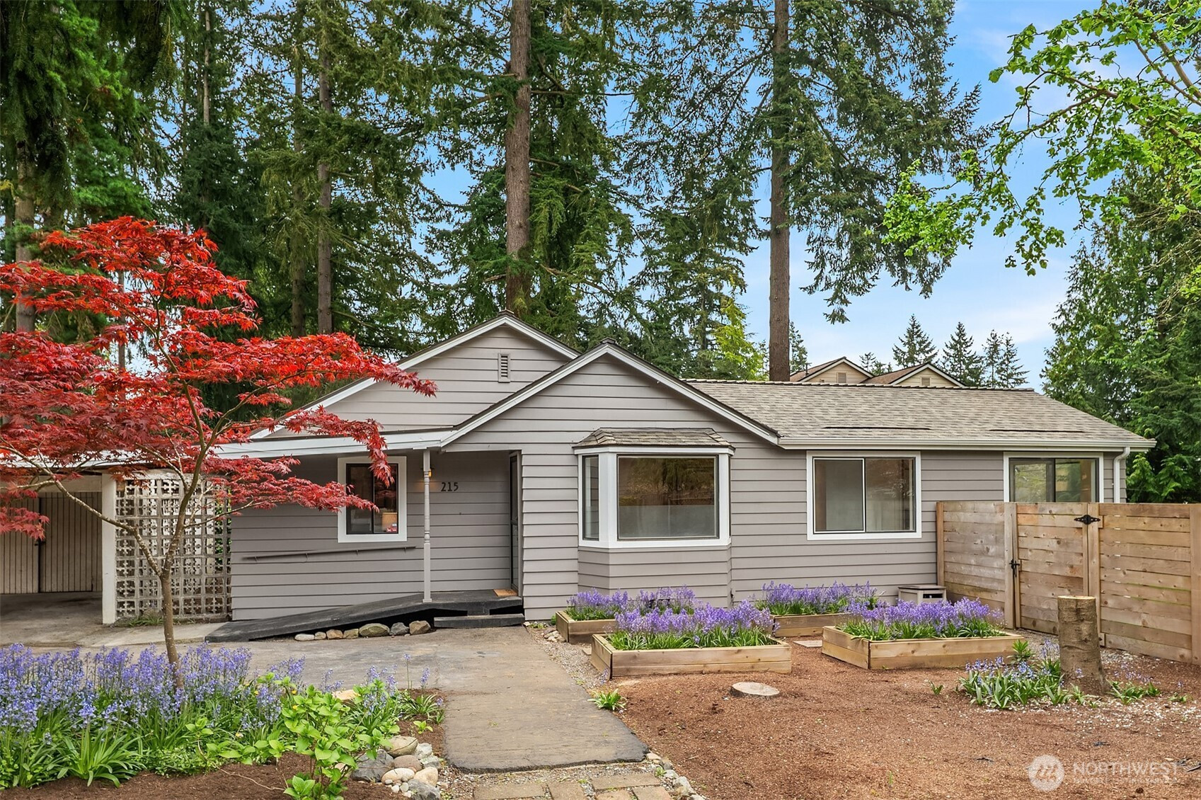 215 NW 130th Street, Seattle, WA 98177