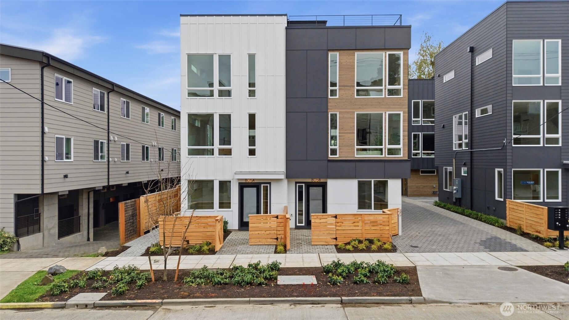 805 NW 63rd St Street, Seattle, WA 98107