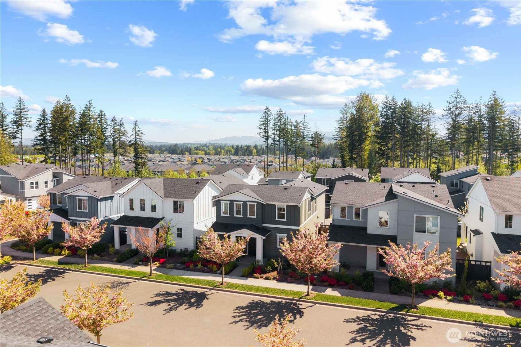 33136 Holly Avenue SE, Black Diamond, WA 98010