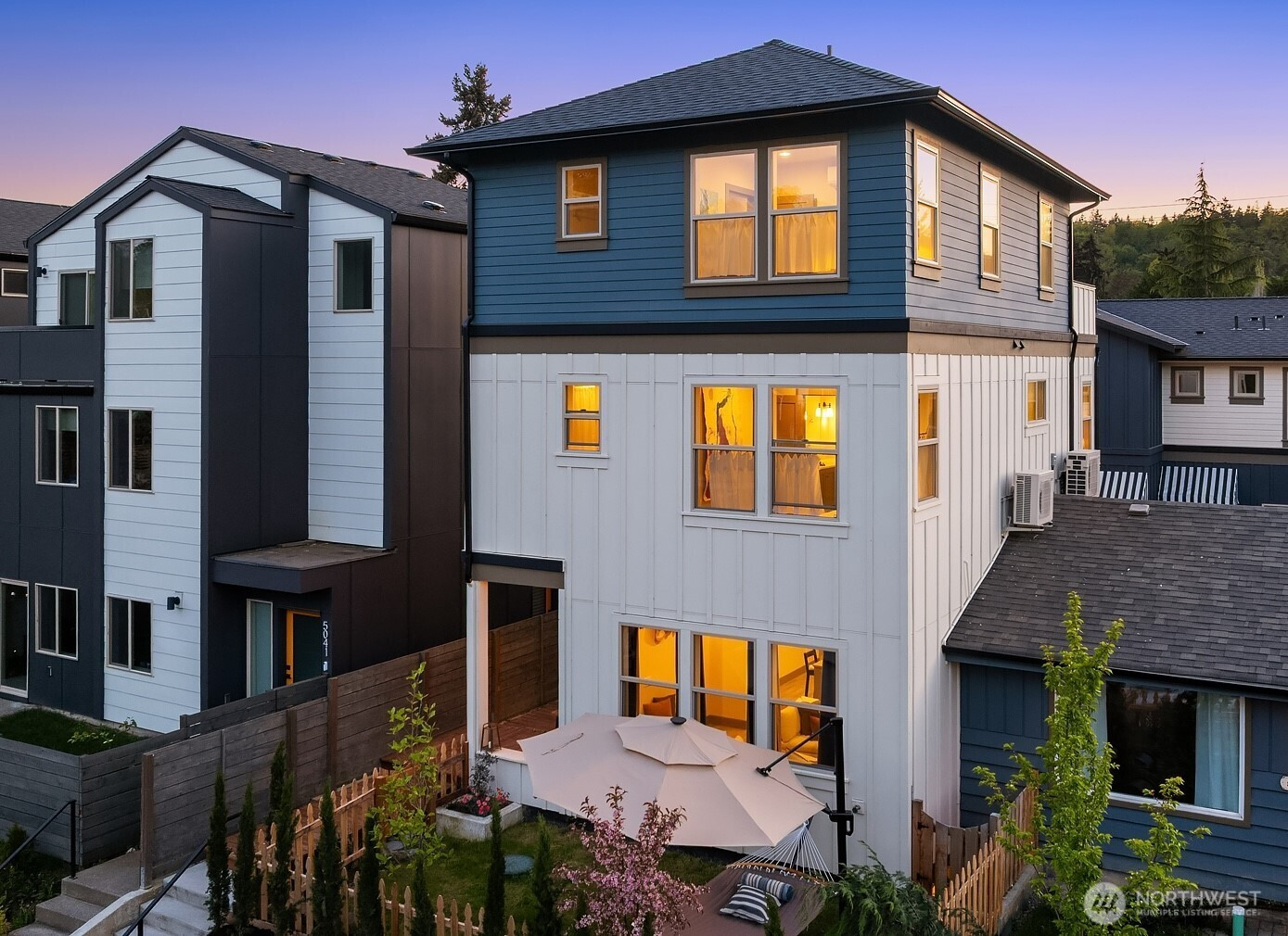 5037 25th Avenue SW, Seattle, WA 98106