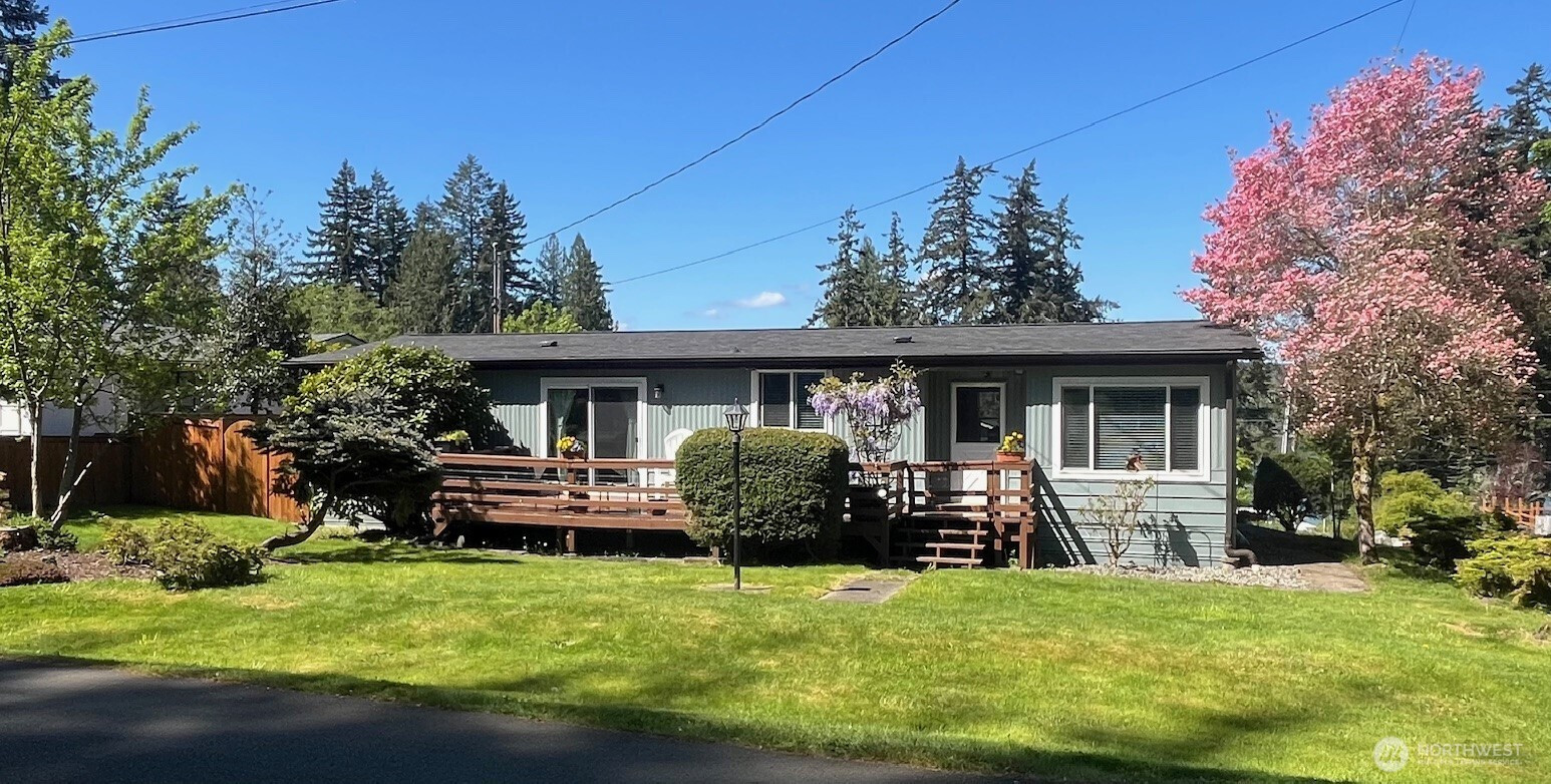 10029 Whitecap Drive NE, Olympia, WA 98502