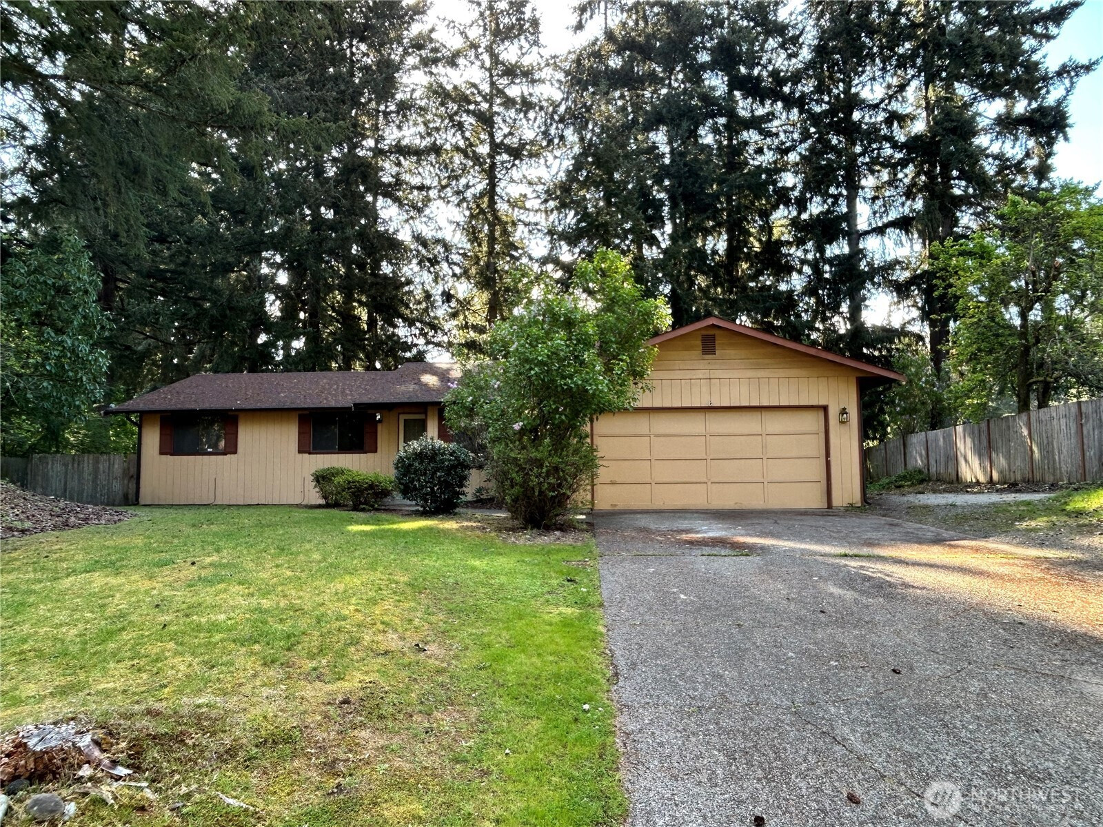 7305 38th Loop SE, Lacey, WA 98503
