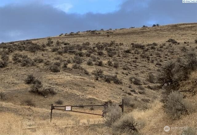 1271 Vista Verde Drive, Yakima, WA 98901