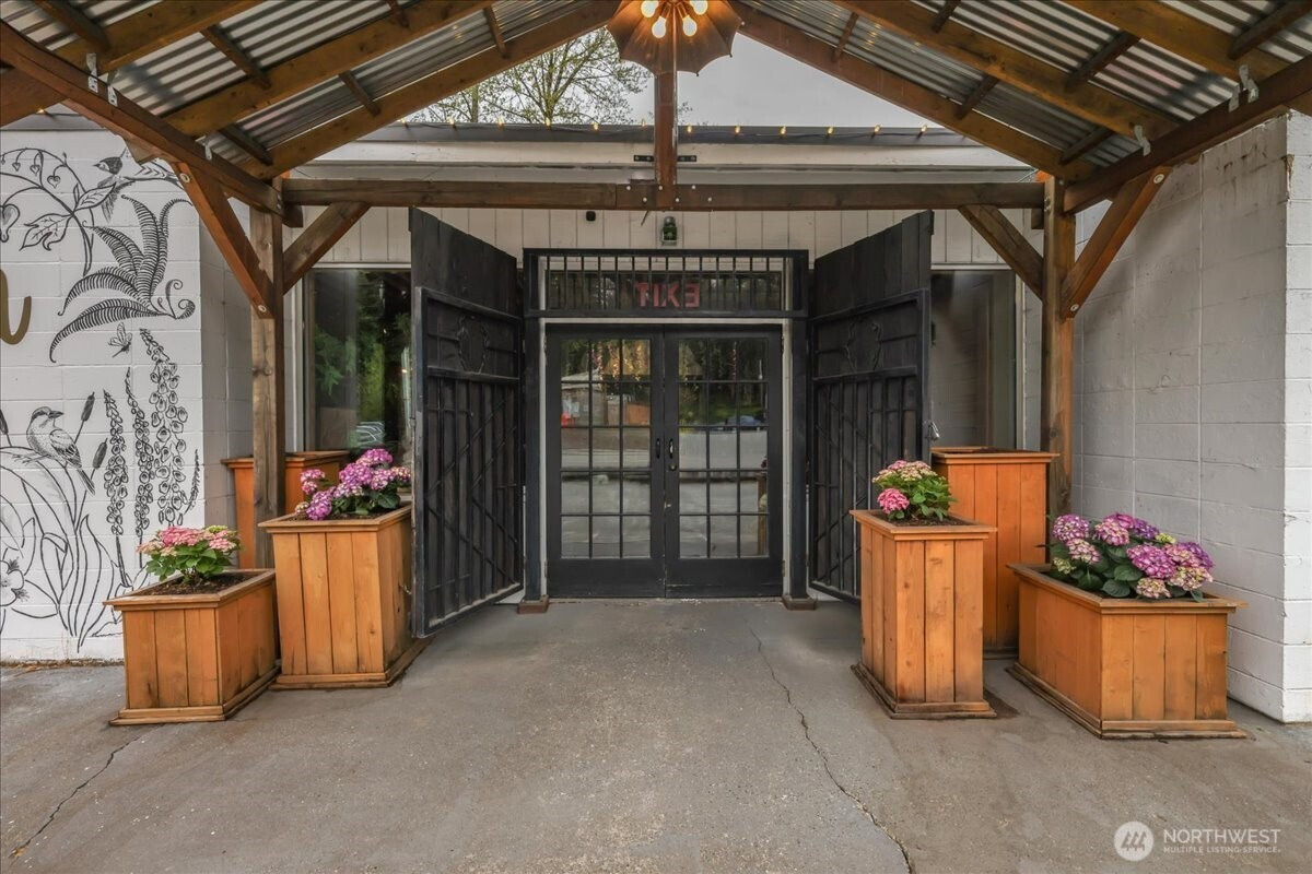 23611 NE State Route 3, Belfair, WA 98528