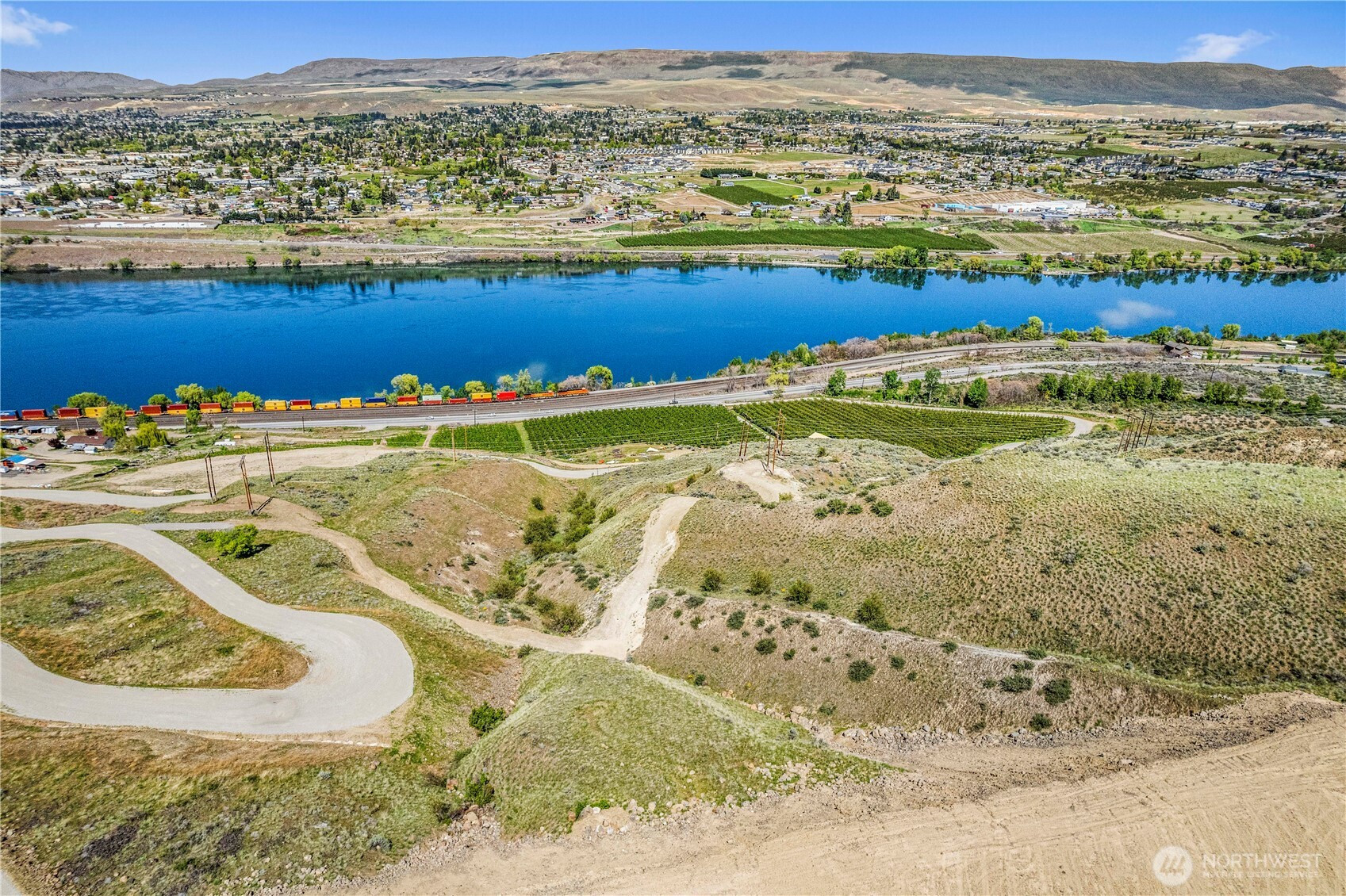 1501 Lot B Malaga Alcoa Highway, Wenatchee, WA 98801