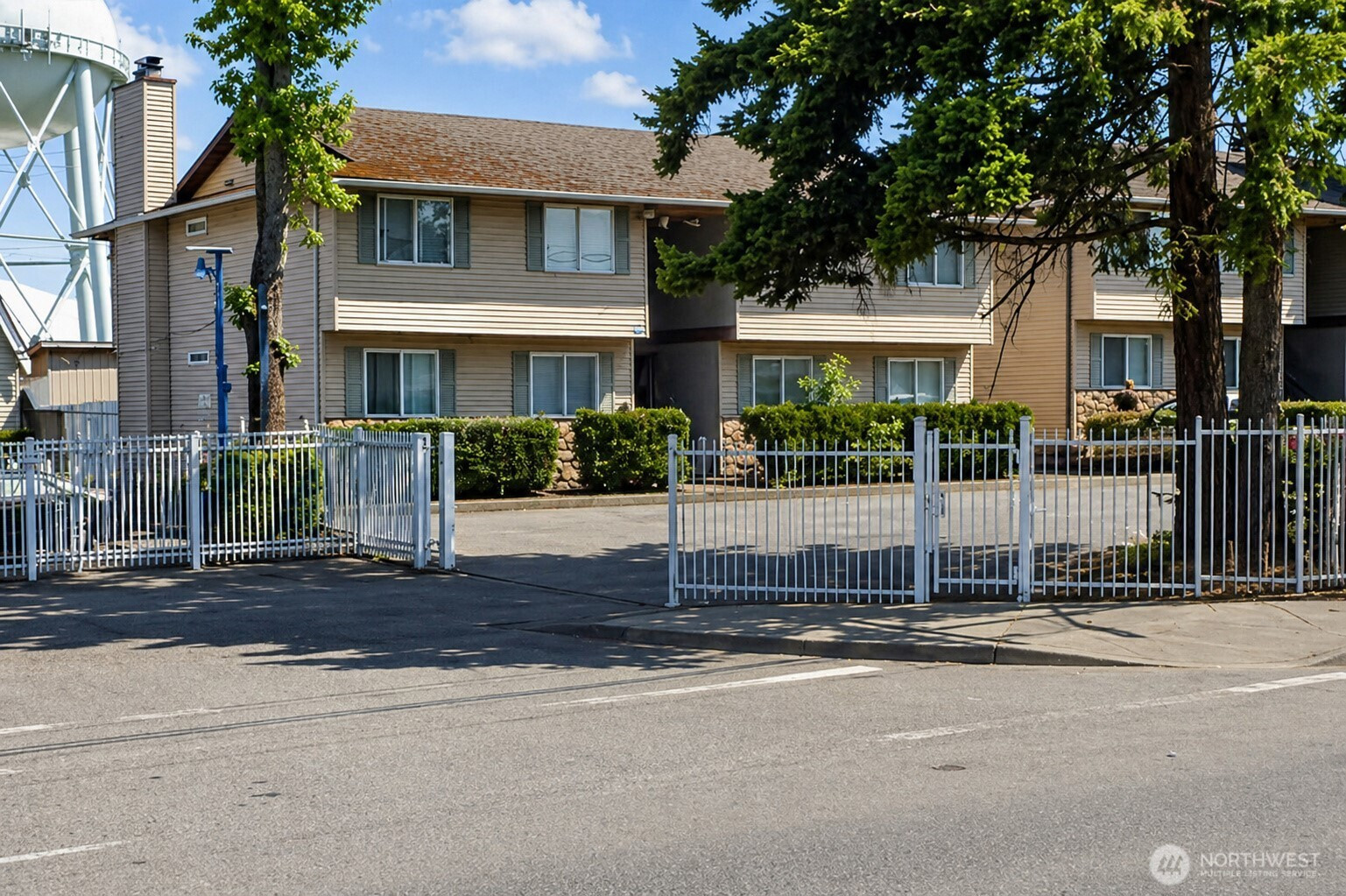 3110 S 216th Street, SeaTac, WA 98198