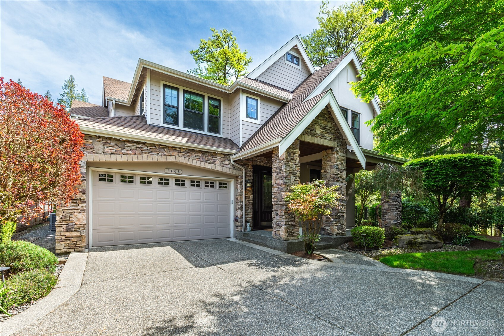1408 29th Court NE, Issaquah, WA 98029