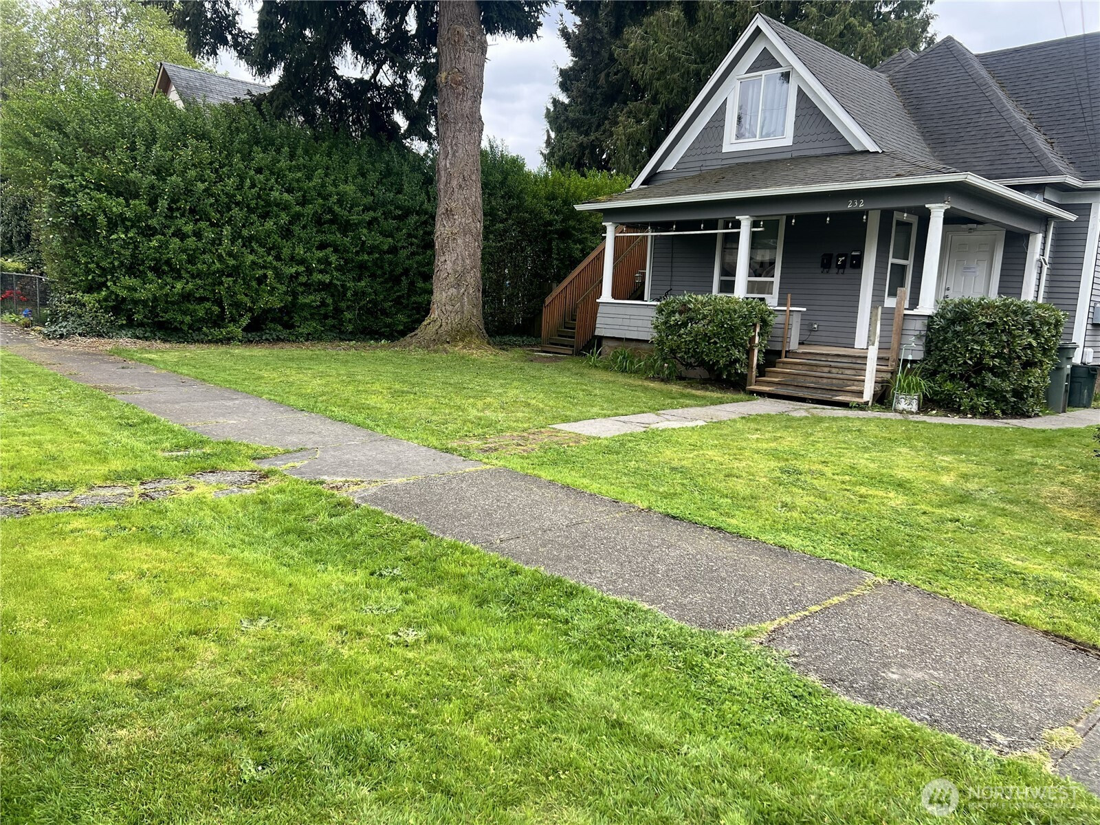 232 4th Avenue NW, Puyallup, WA 98371