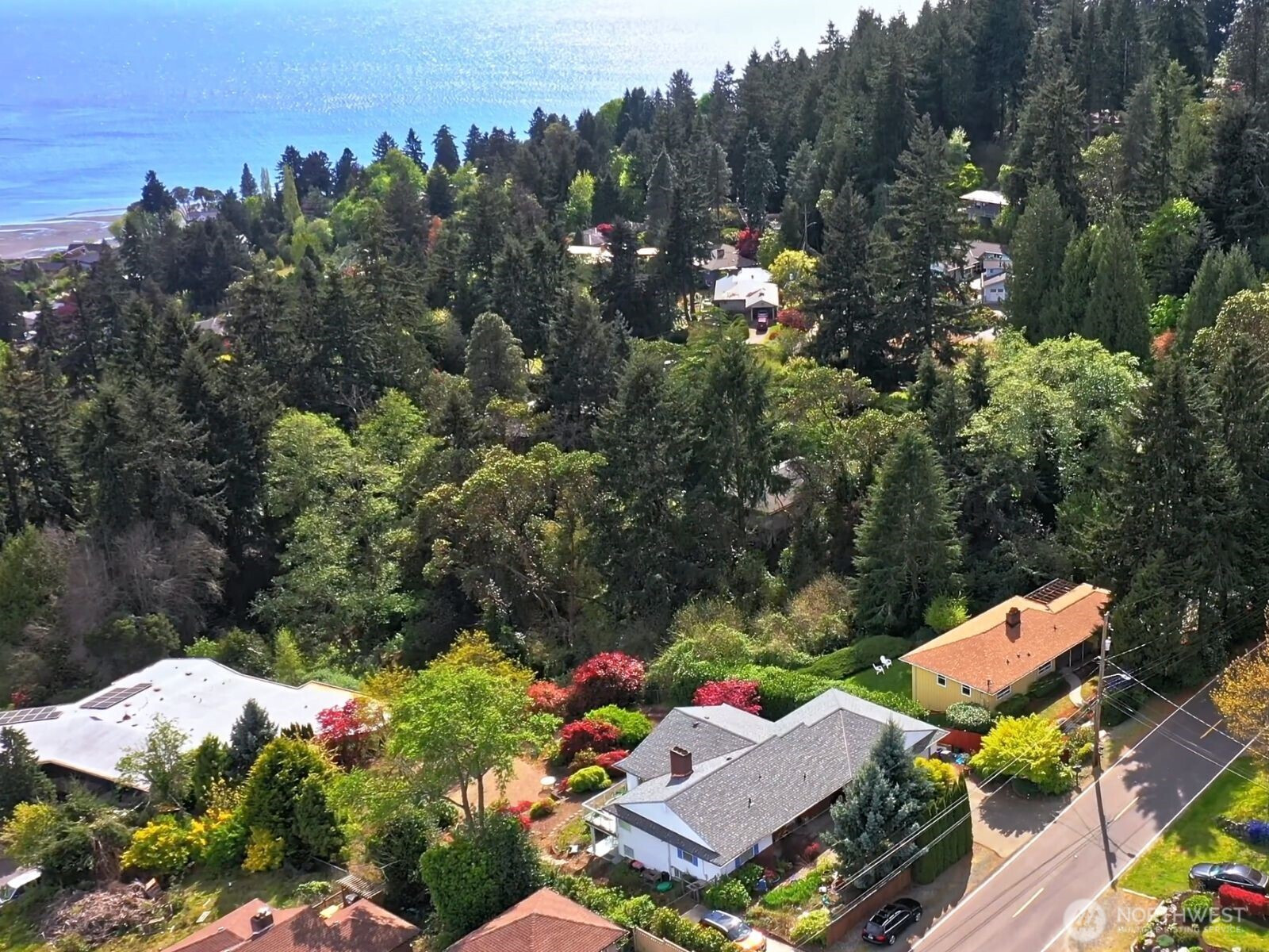 1429 SW 170th Street, Normandy Park, WA 98166