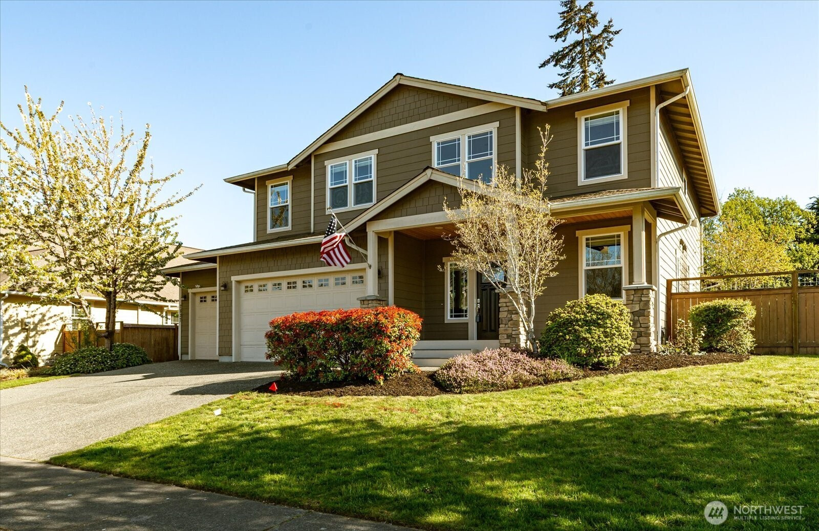 2837 SW Fairway Point Drive, Oak Harbor, WA 98277
