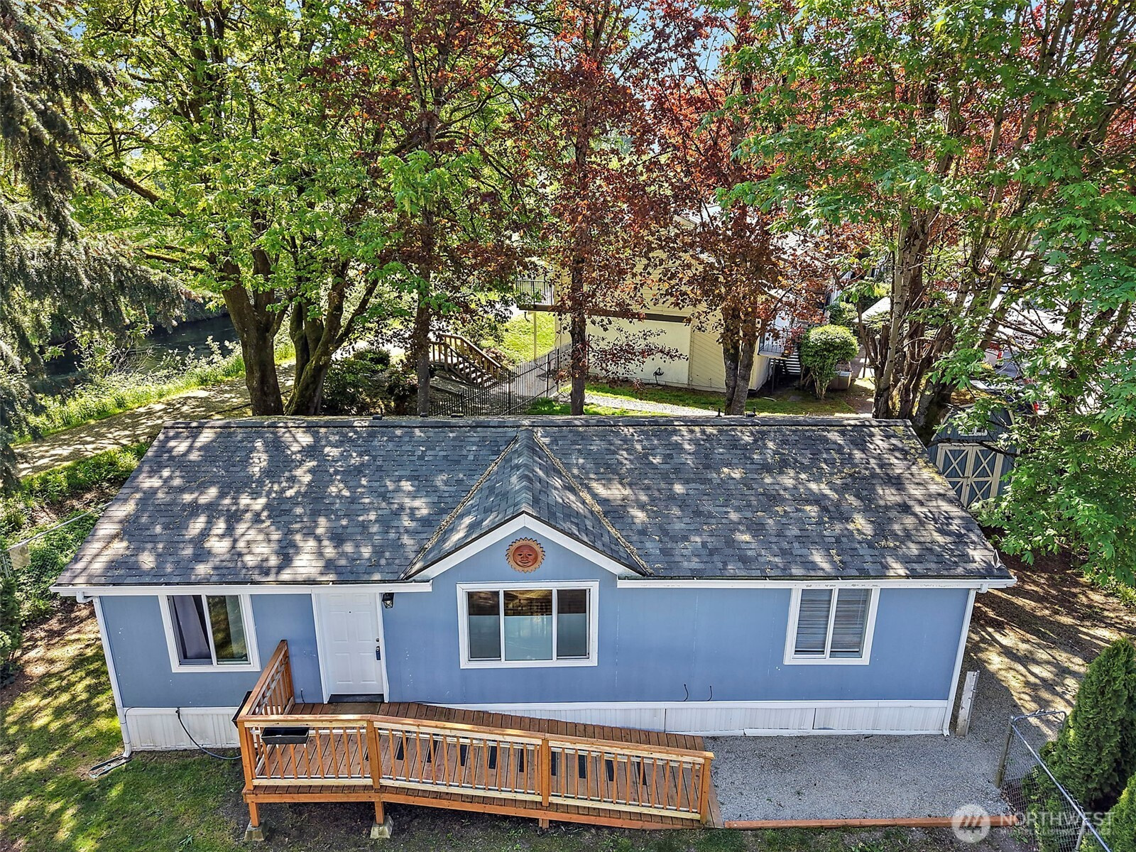 1720 Maple Lane Court, Kent, WA 98030