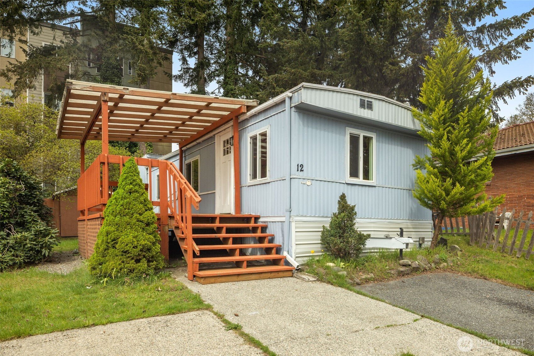 24222 54th Avenue W, Mountlake Terrace, WA 98043