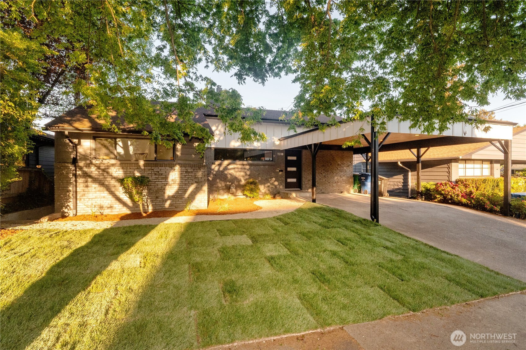 7210 Seward Park Avenue S, Seattle, WA 98118