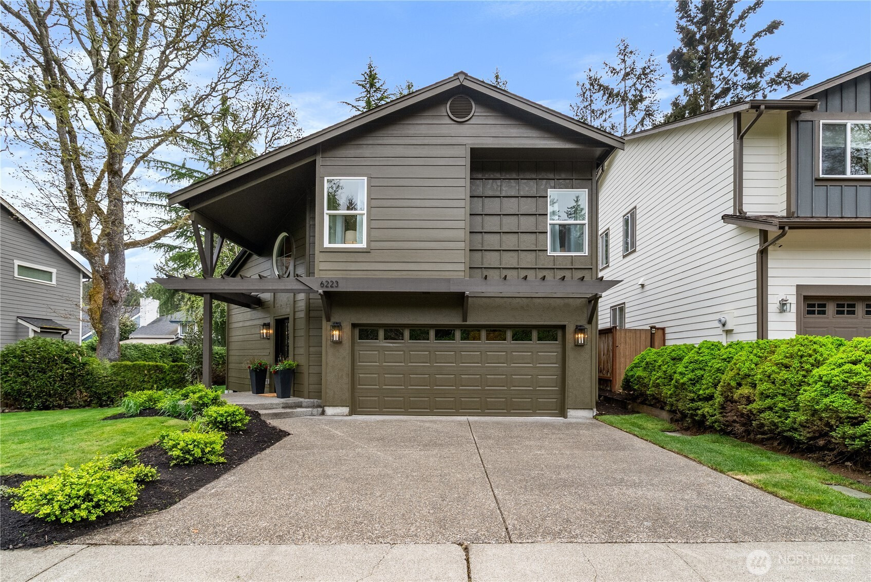 6223 85th Avenue W, University Place, WA 98467