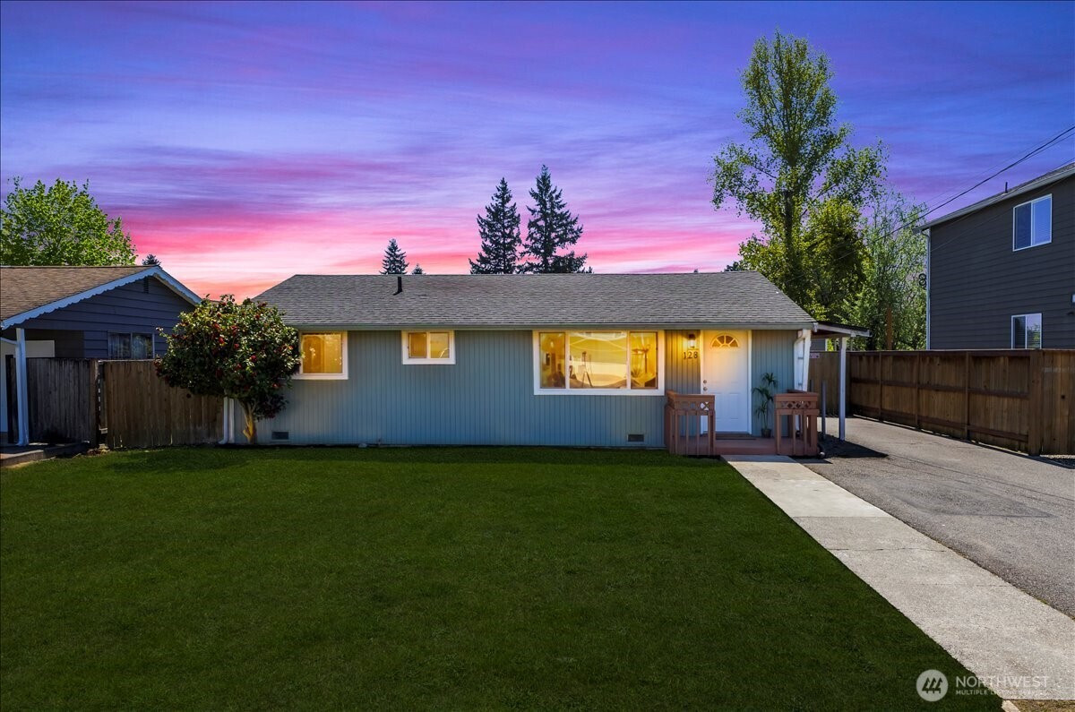 128 107th Street SE, Everett, WA 98208