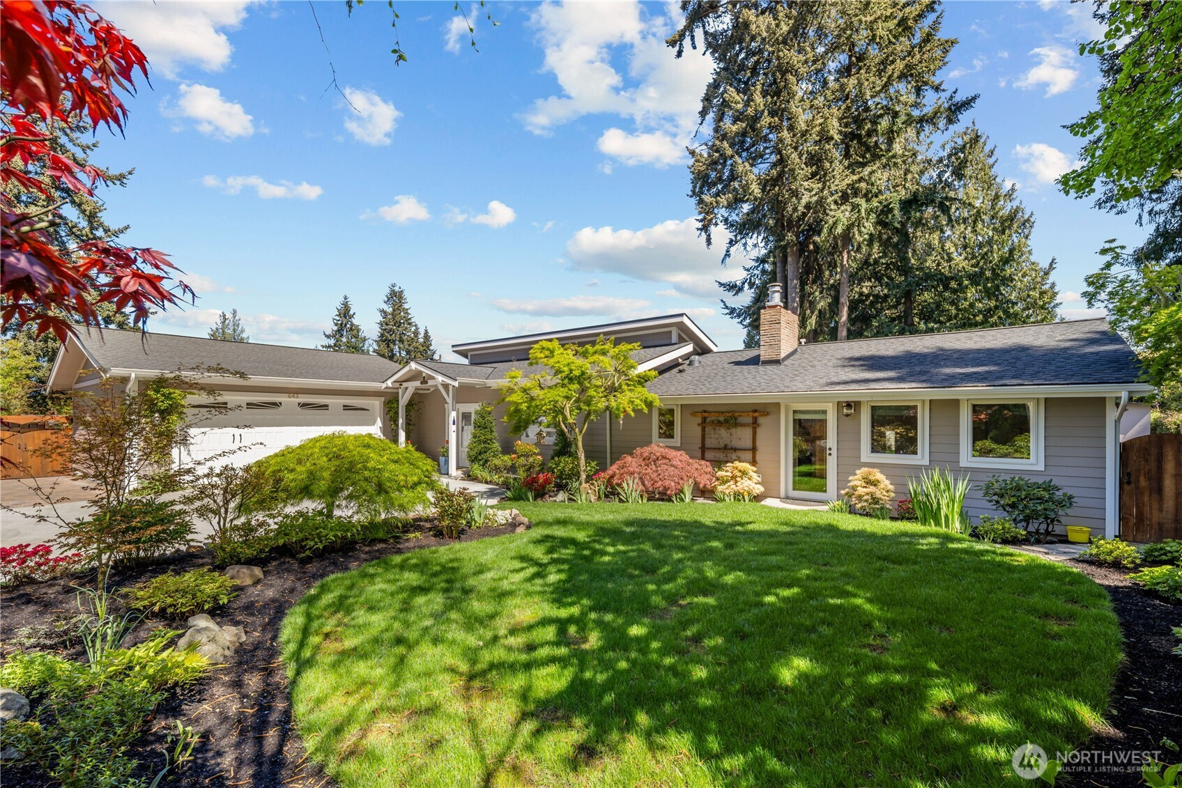 643 Edmonds Way, Edmonds, WA 98020