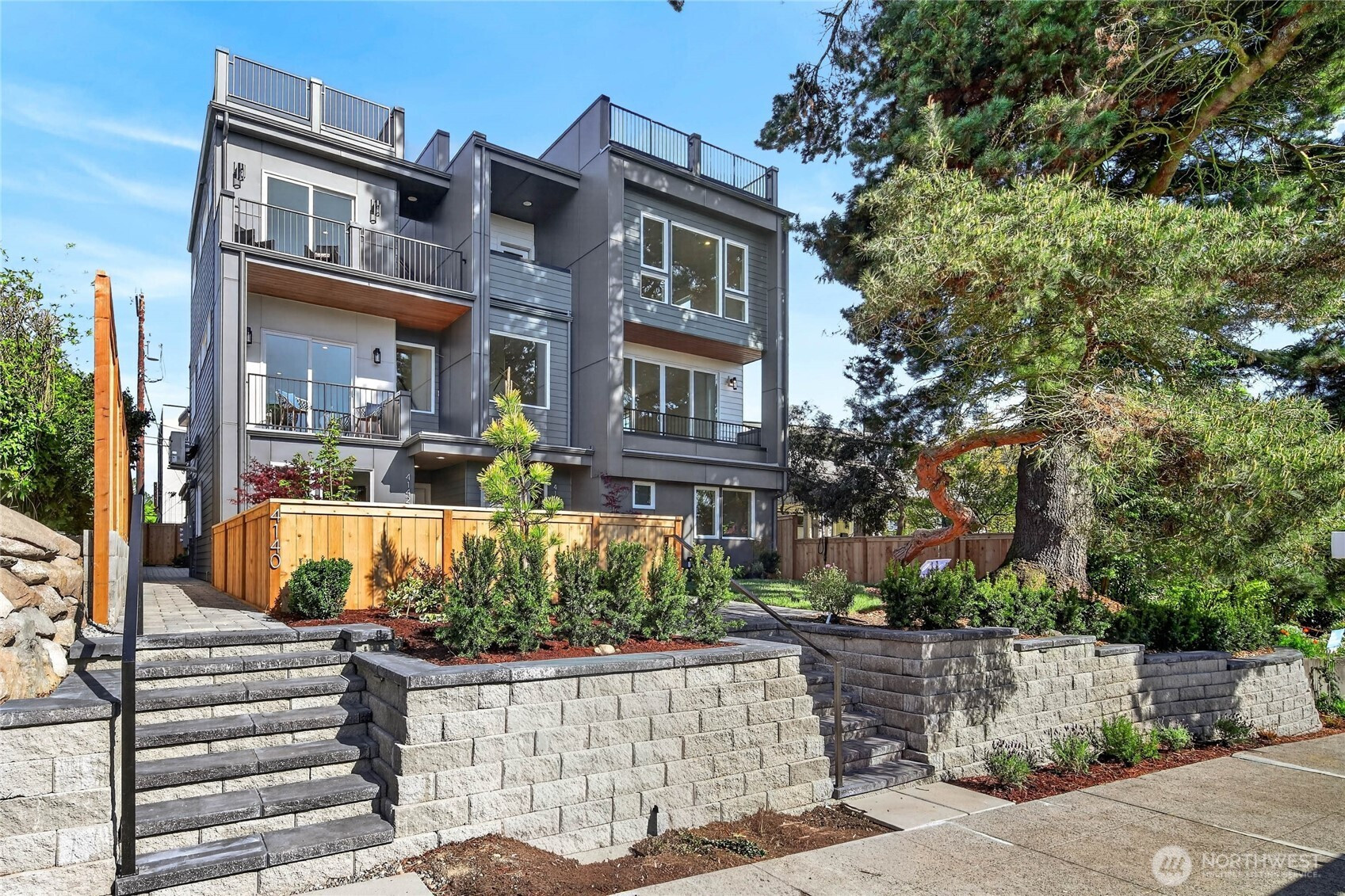 4144 44th Avenue SW, Seattle, WA 98116