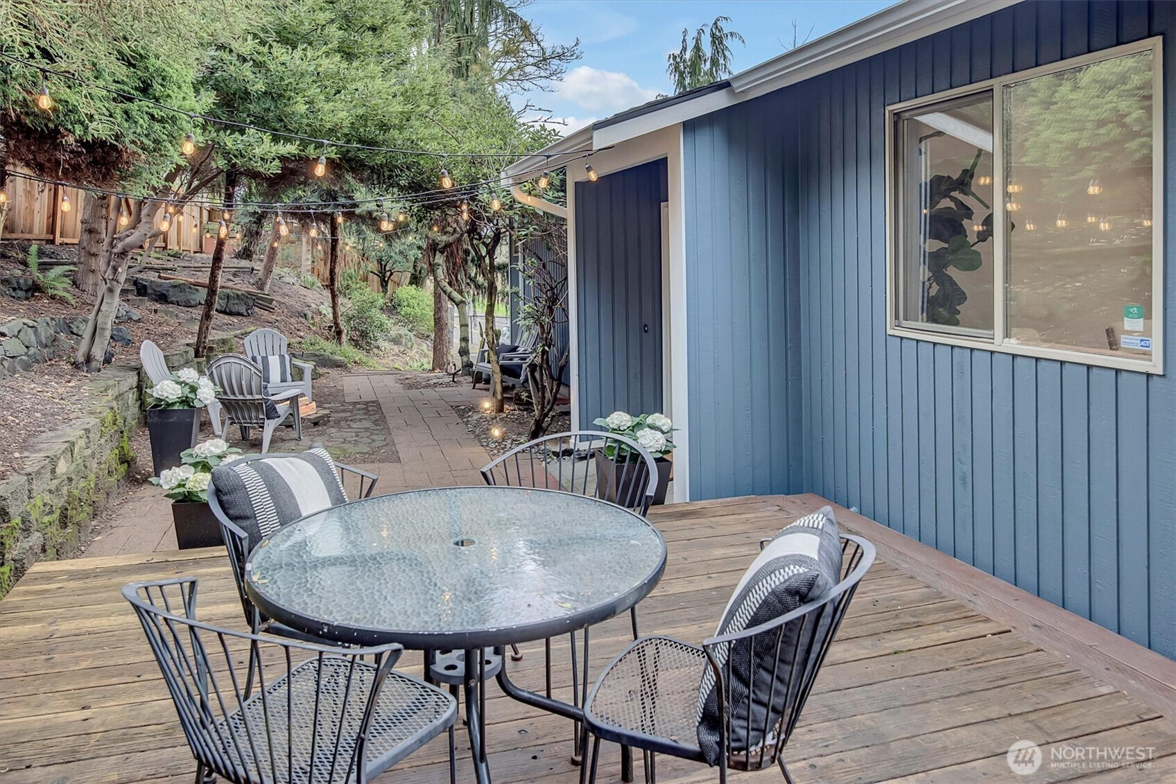 1915 11th Avenue S, Seattle, WA 98134