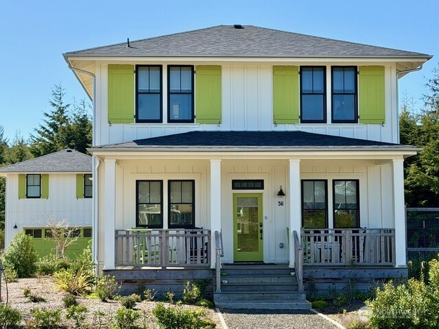 36 Easthaven Street, Pacific Beach, WA 98571