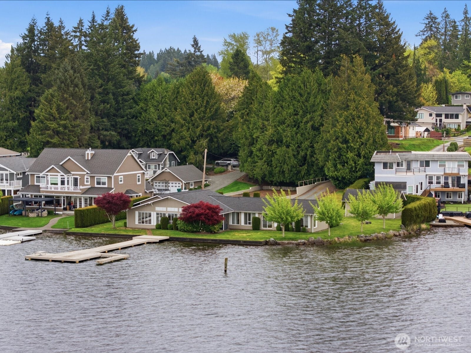 1302 E Lakeshore Drive, Lake Stevens, WA 98258
