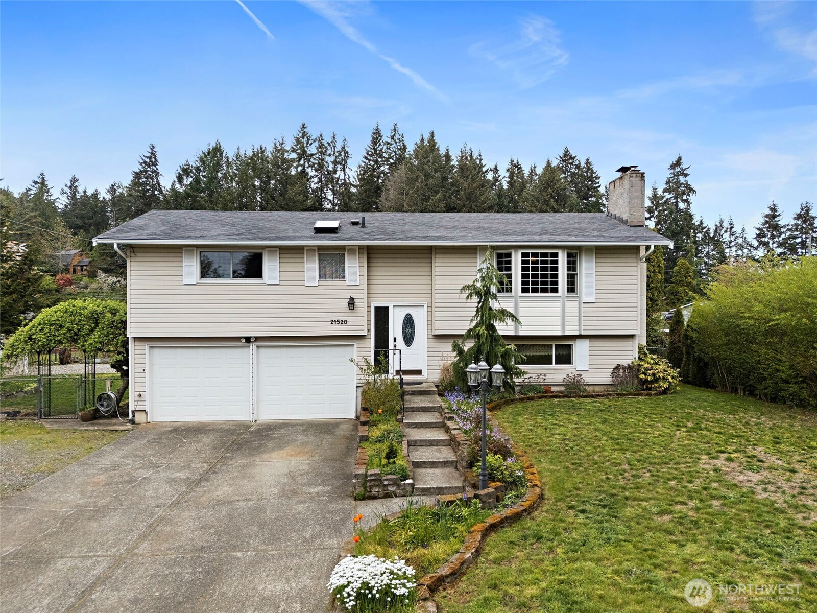 21520 36th Avenue Ct E, Spanaway, WA 98387