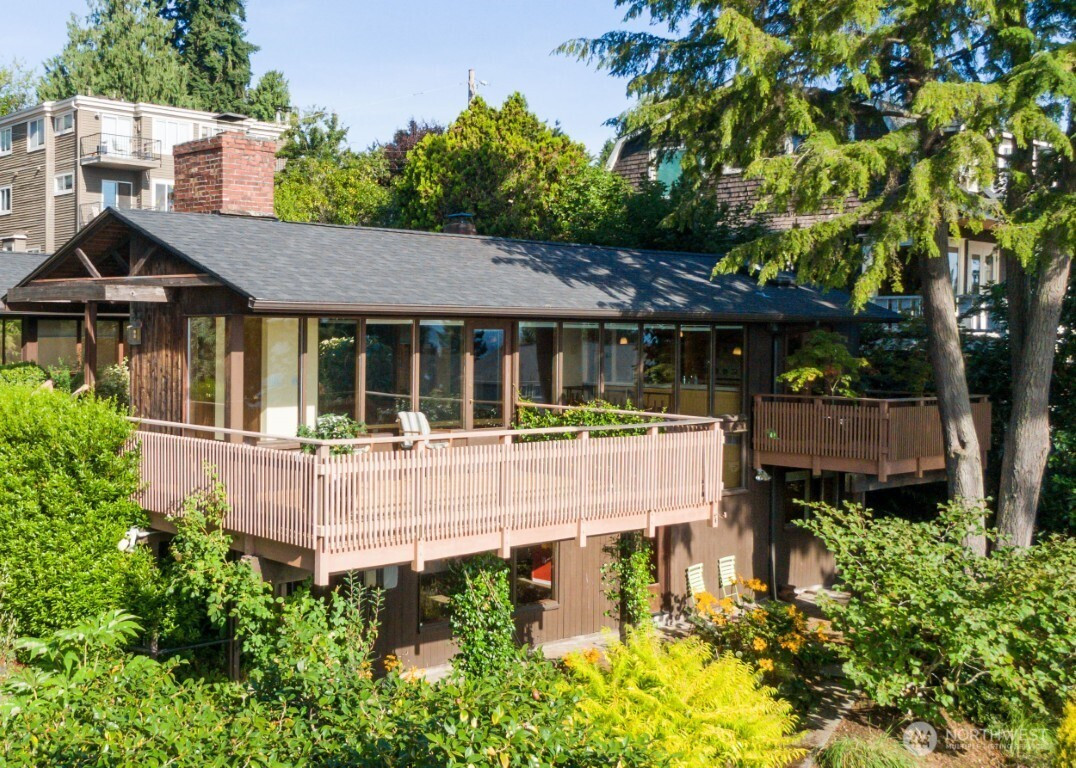 1415 38th Avenue, Seattle, WA 98122