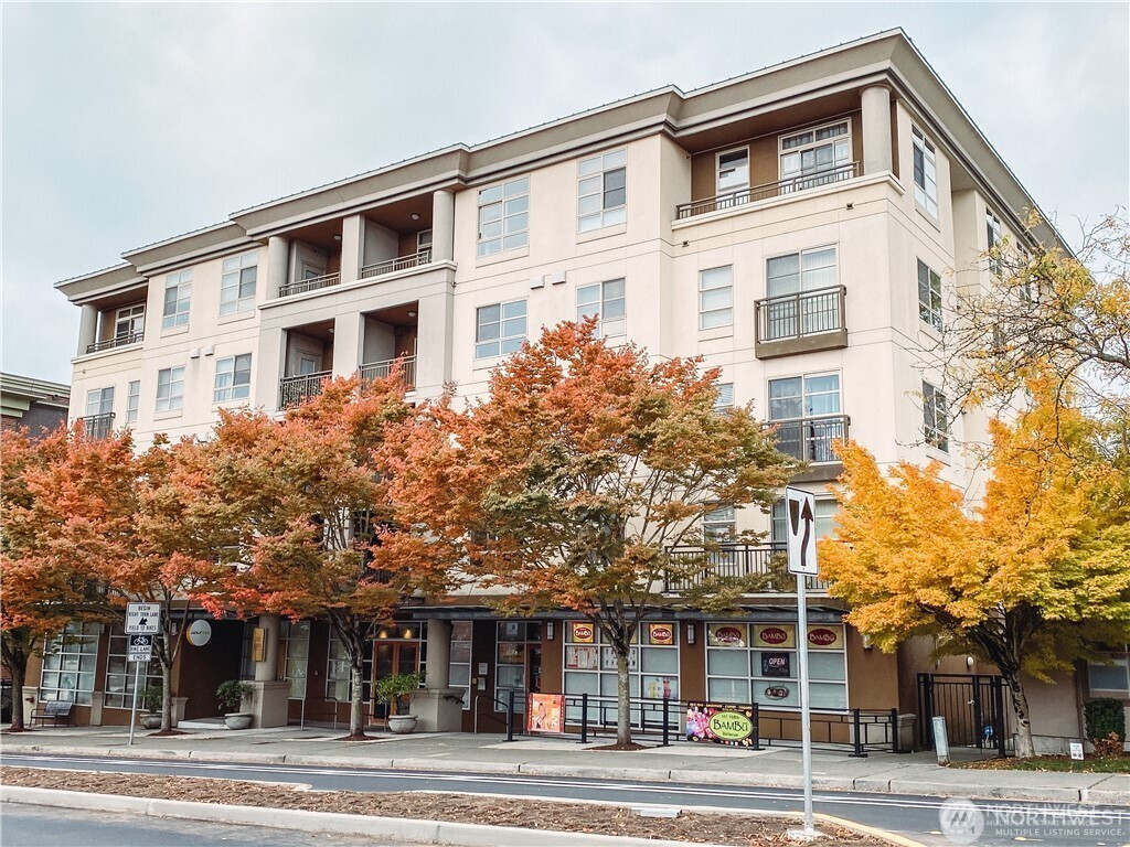 111 108th Avenue NE, Bellevue, WA 98004