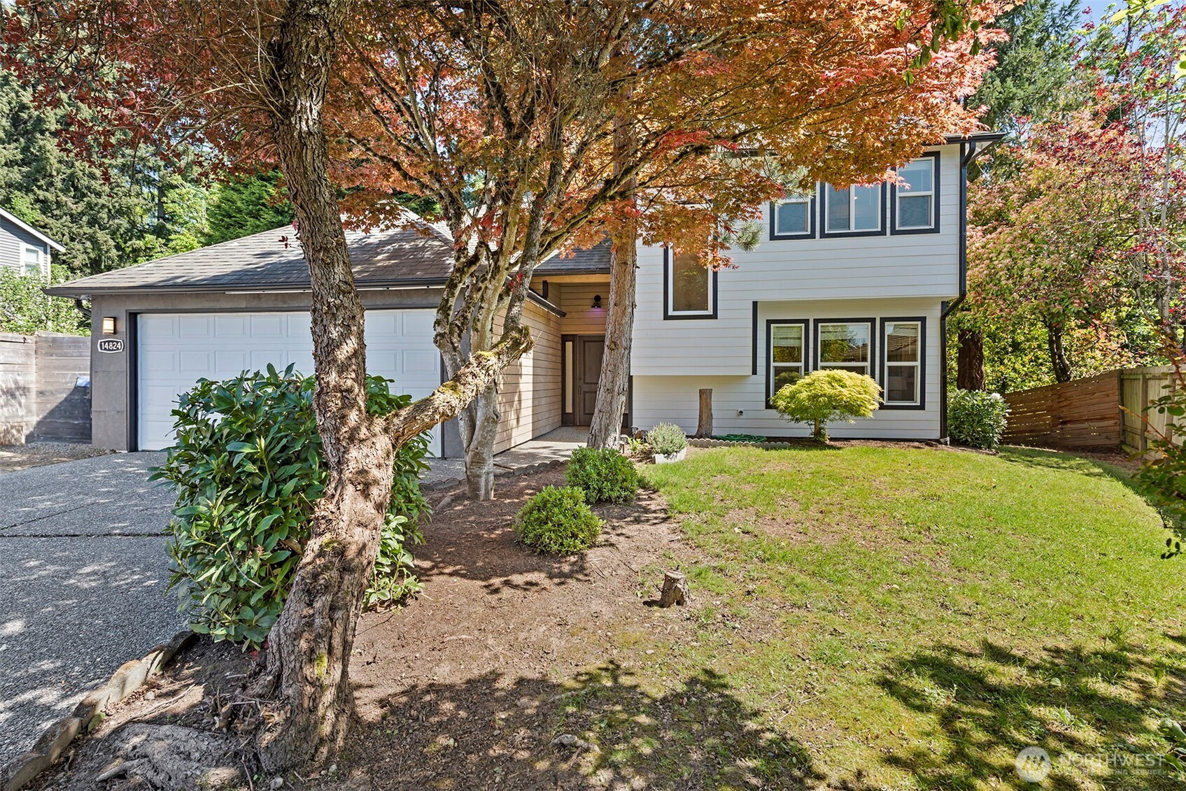 14824 104th Avenue NE, Bothell, WA 98011