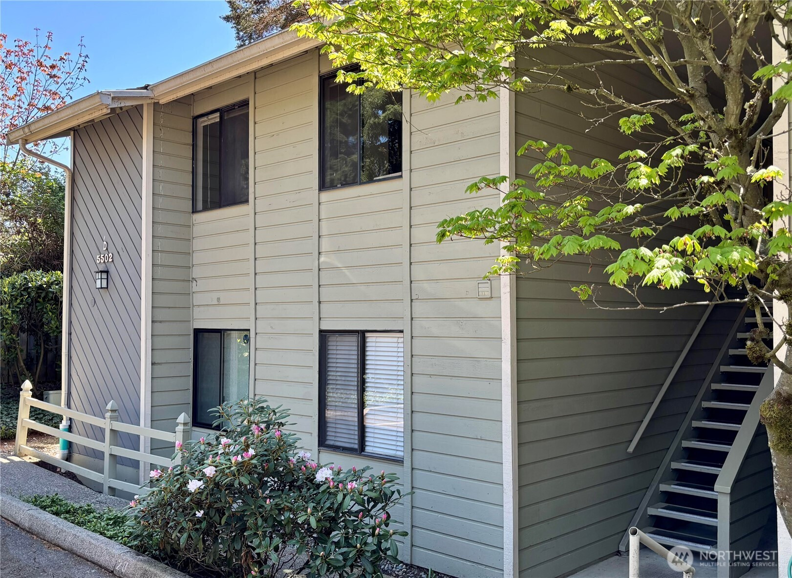 5502 220th Street SW, Mountlake Terrace, WA 98043
