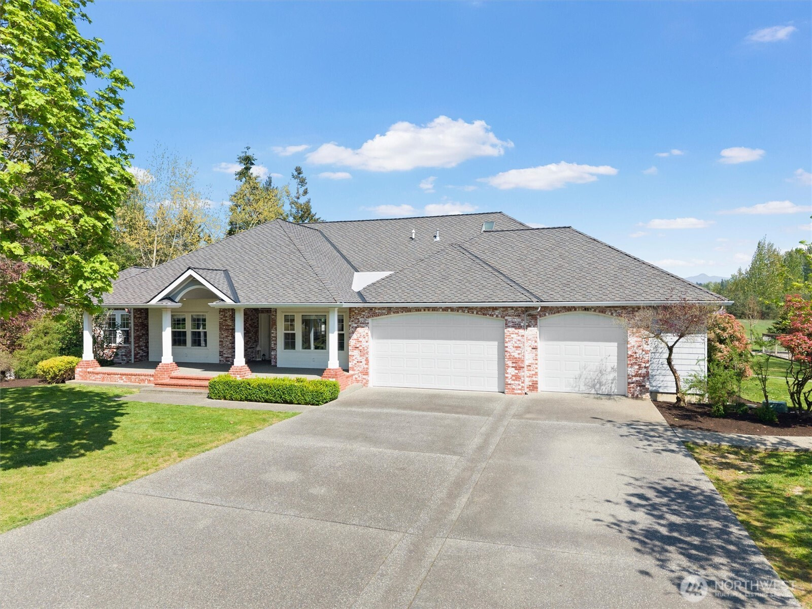 929 E Hemmi Road, Everson, WA 98247