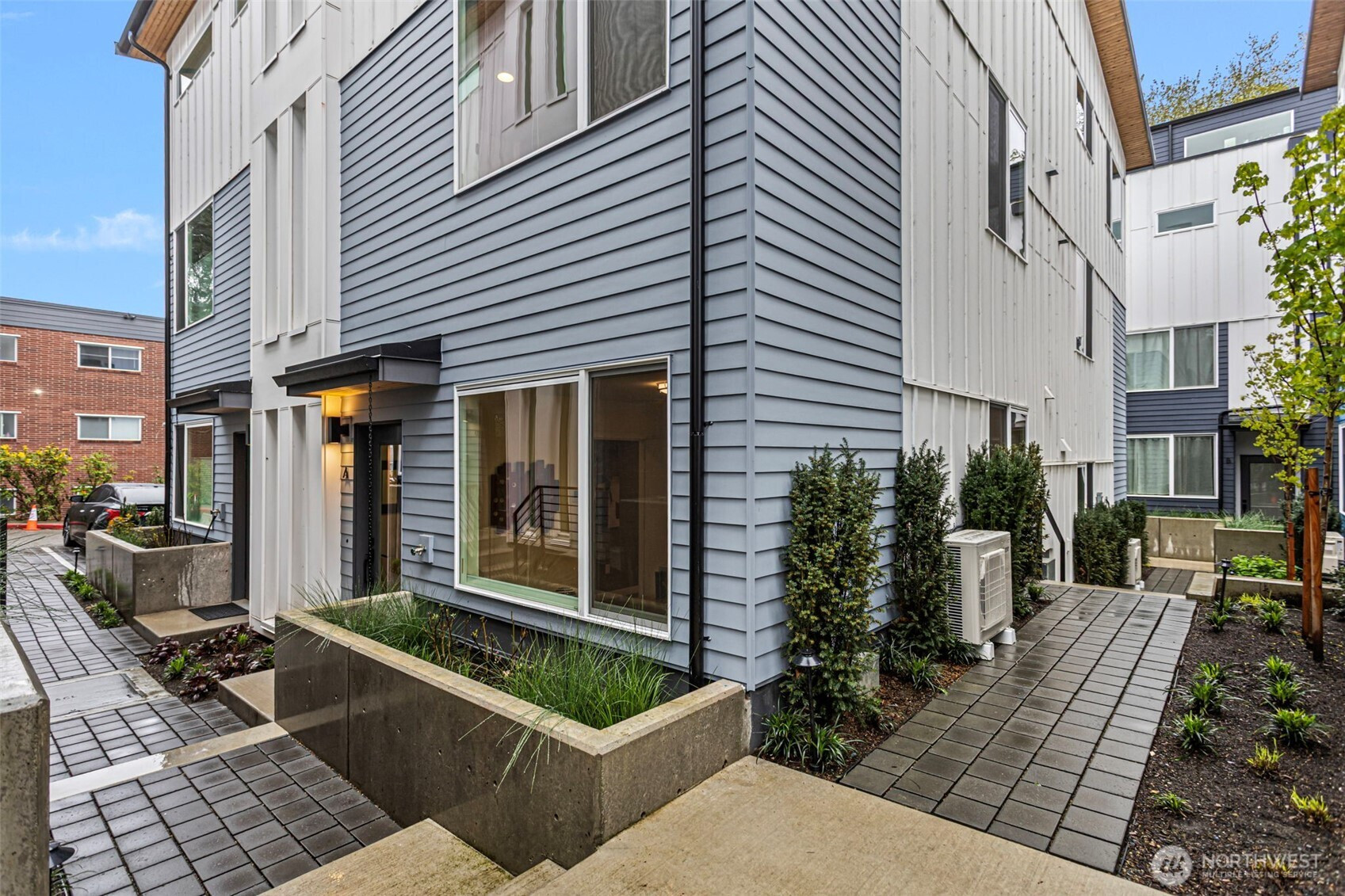 2521 29th Avenue S, Seattle, WA 98144