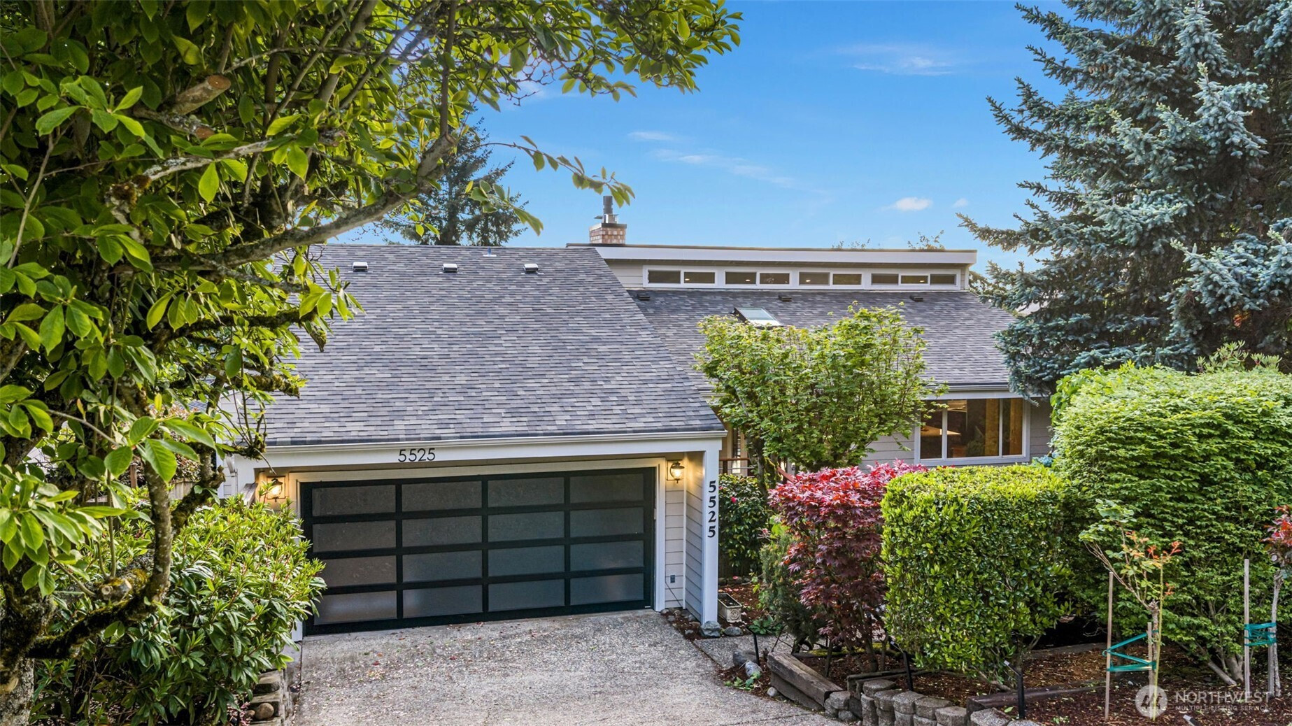 5525 Highland Drive, Bellevue, WA 98006