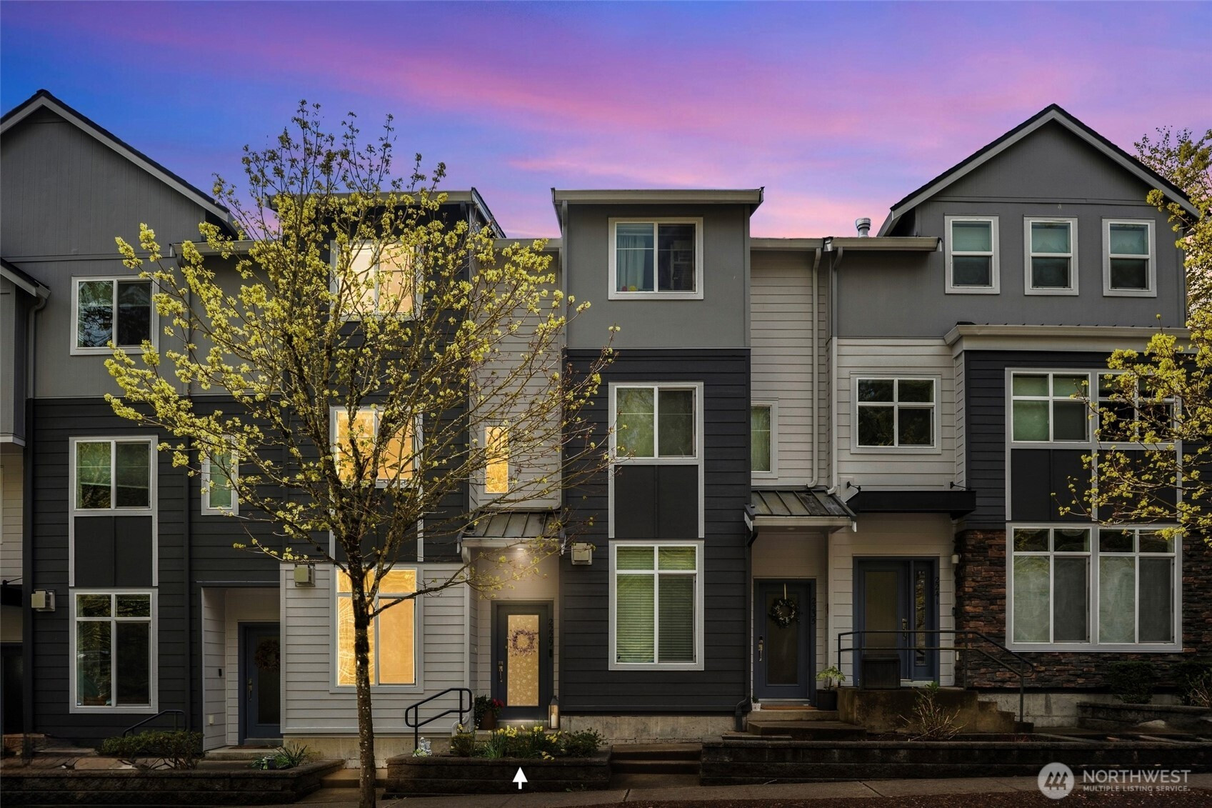 2229 NW Talus Dr, Issaquah, WA 98027