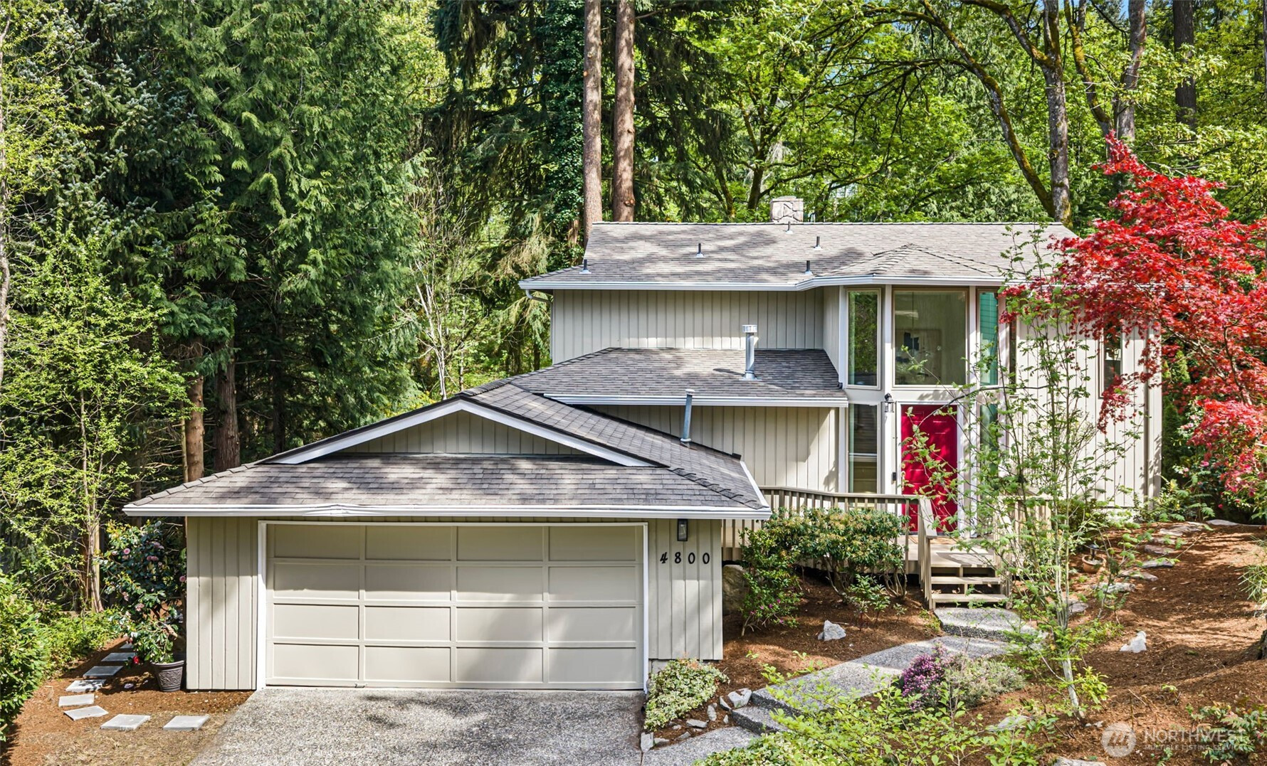 4800 152nd Place SE, Bellevue, WA 98006