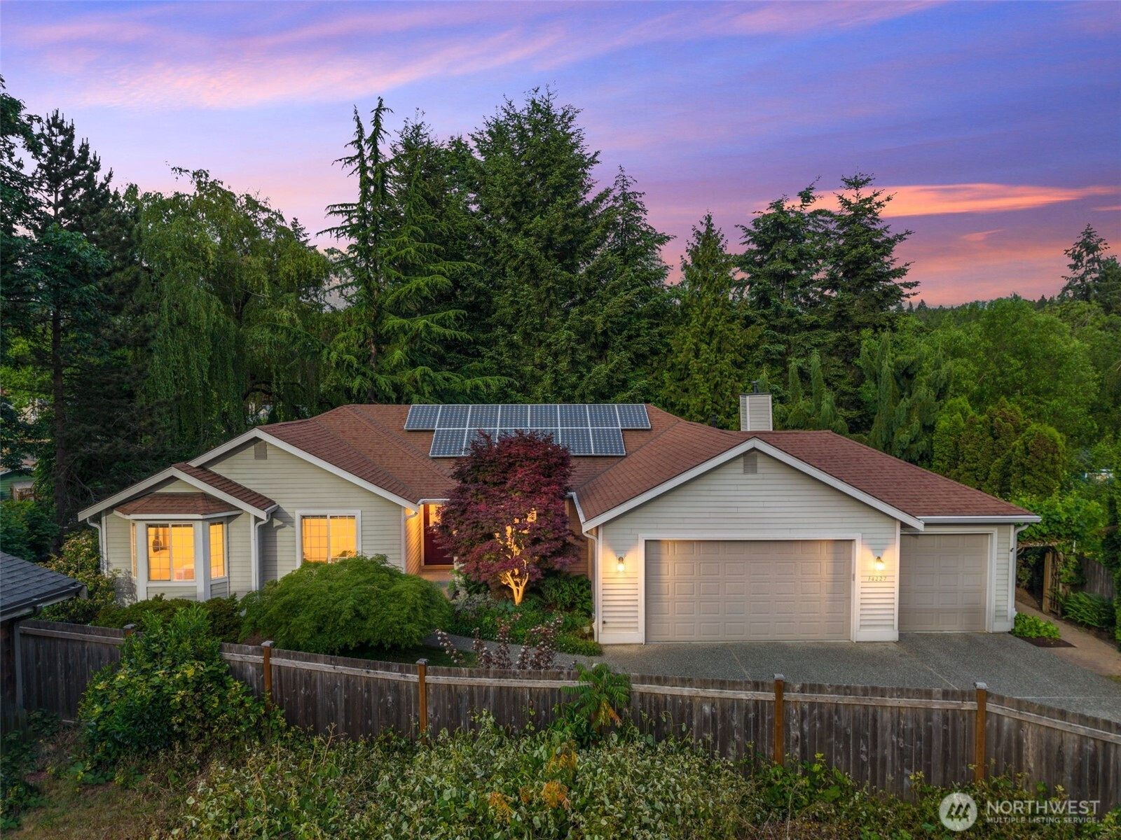 14222 108th Avenue NE, Kirkland, WA 98034