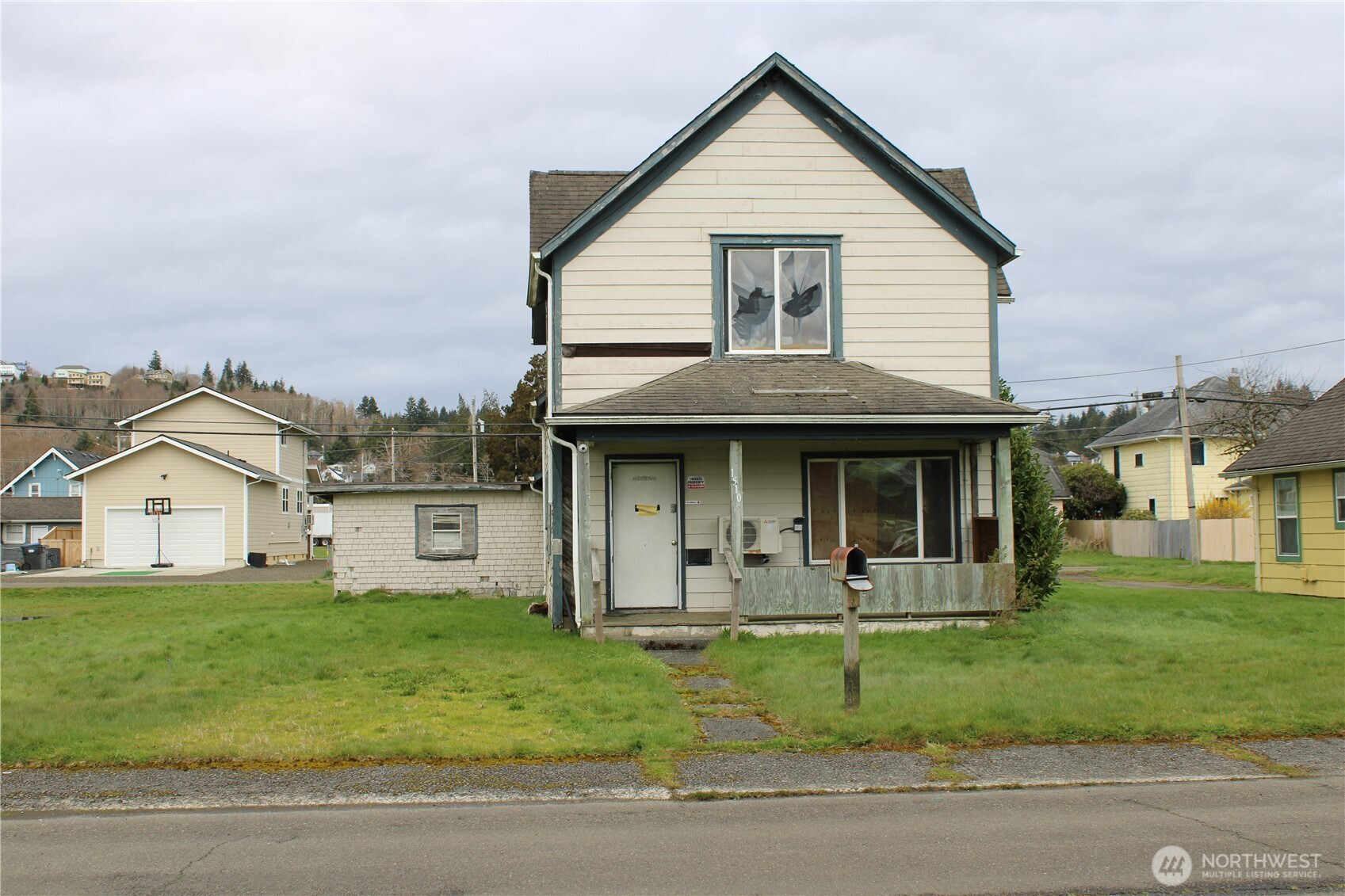 1510 Pacific Avenue, Aberdeen, WA 98520
