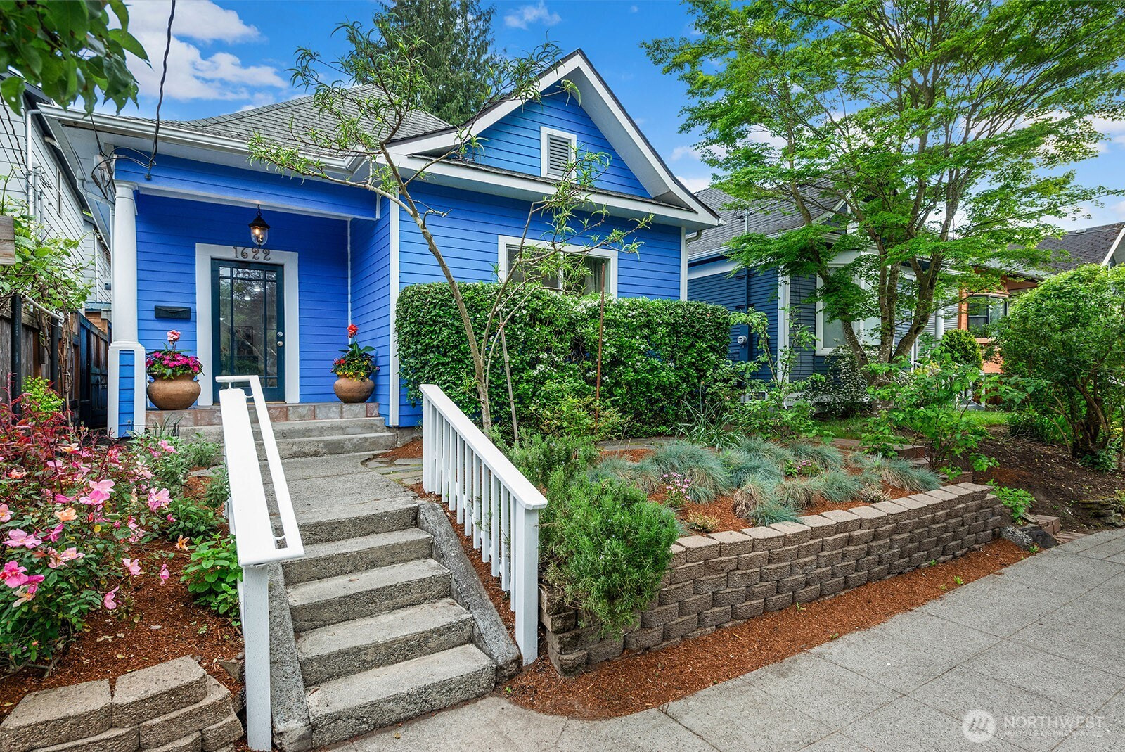 1622 22ND Avenue, Seattle, WA 98122