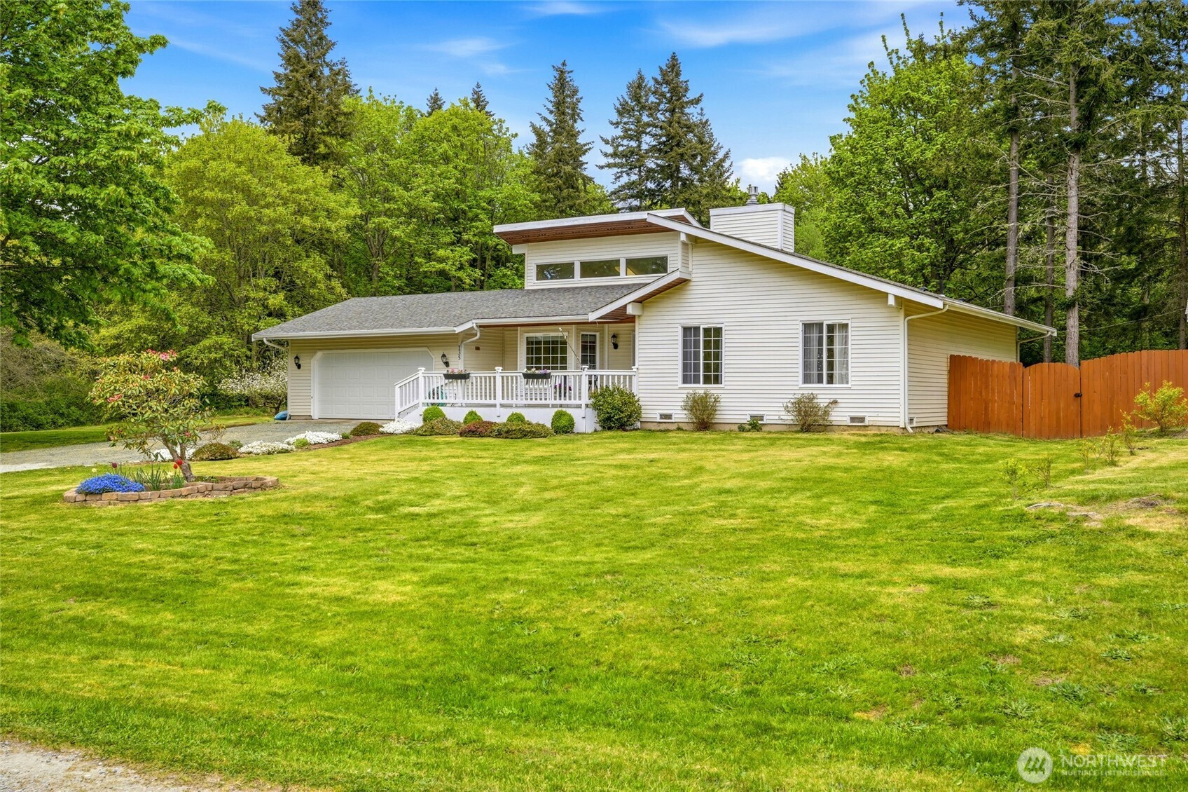 135 Hosanna Way, Camano Island, WA 98282