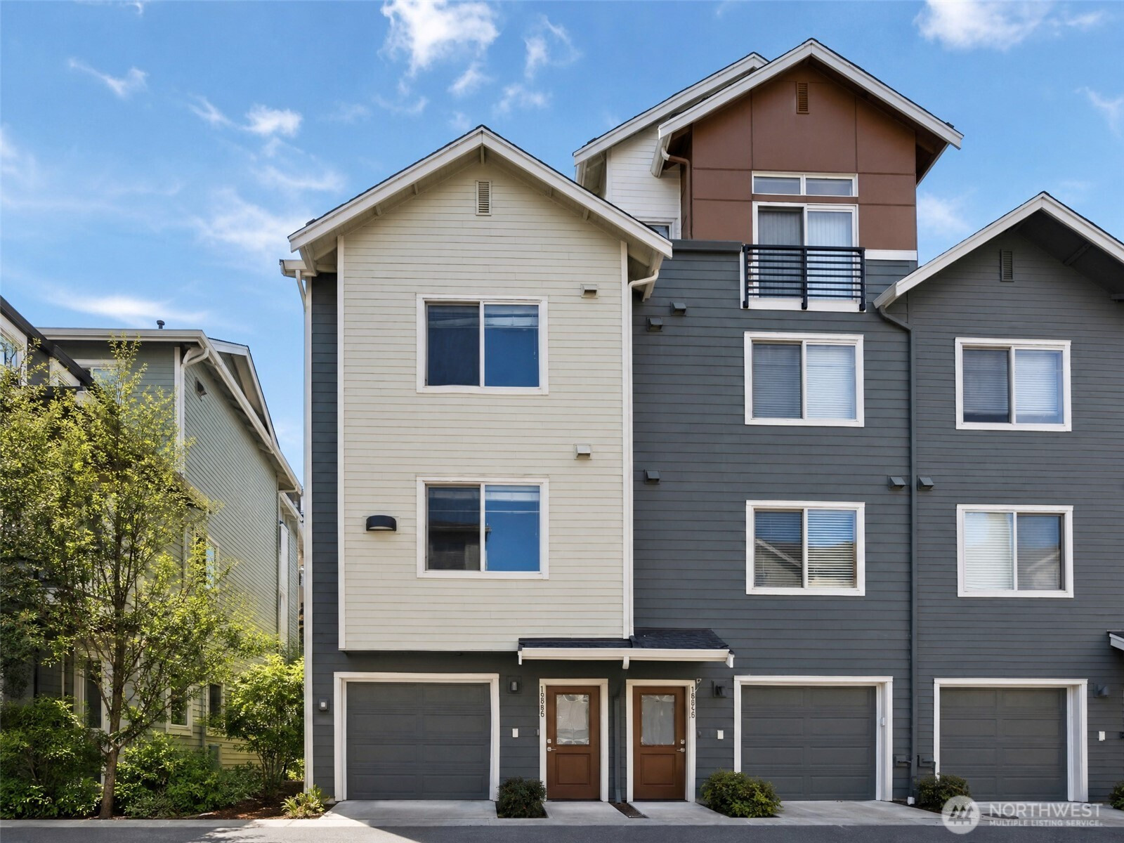 15865 NE 14th Road, Bellevue, WA 98008